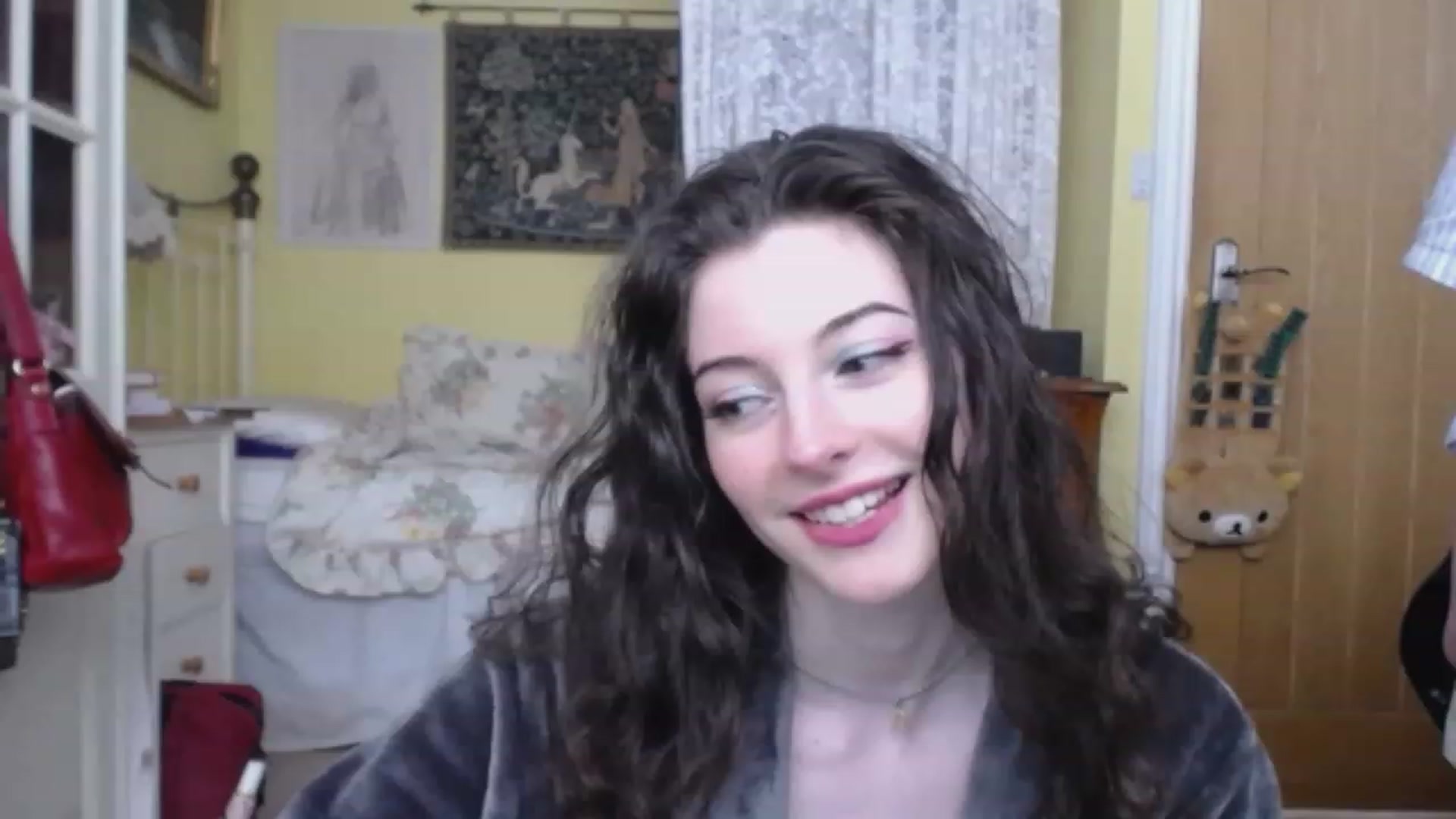 Gallery image thumbnail from viola__'s myfreecams stream on, 01/26/2023, 17:07 image 1 of 20