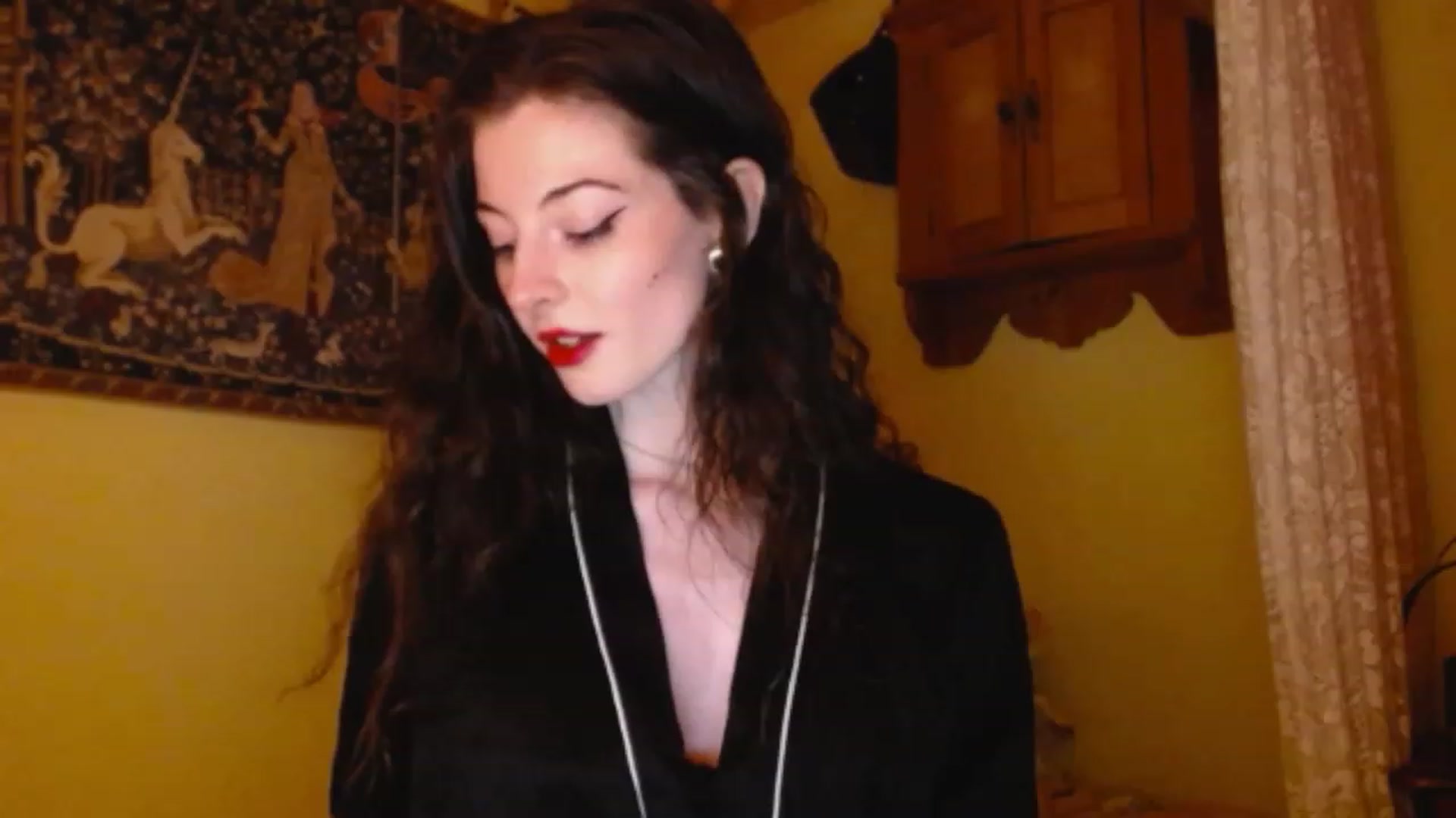 Gallery image thumbnail from viola__'s myfreecams stream on, 01/27/2023, 19:23 image 10 of 20