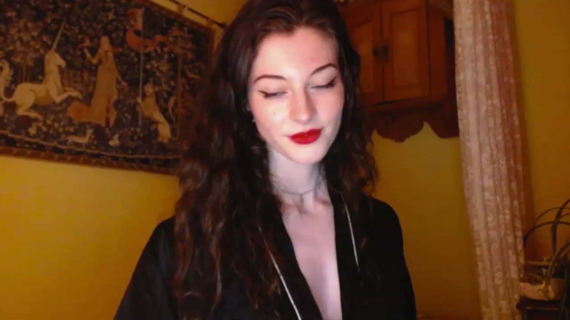 Gallery image thumbnail from viola__'s myfreecams stream on, 01/27/2023, 19:23 image 17 of 20