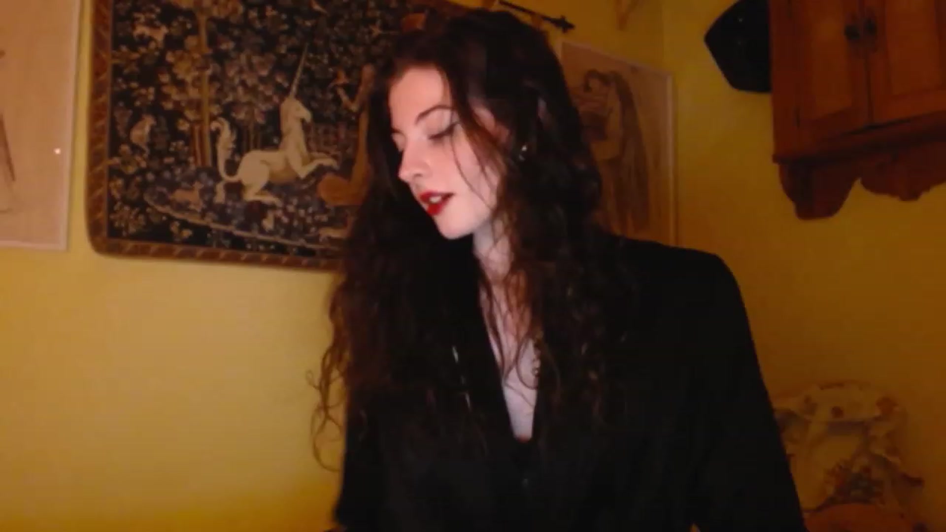 Gallery image thumbnail from viola__'s myfreecams stream on, 01/27/2023, 22:35 image 1 of 20