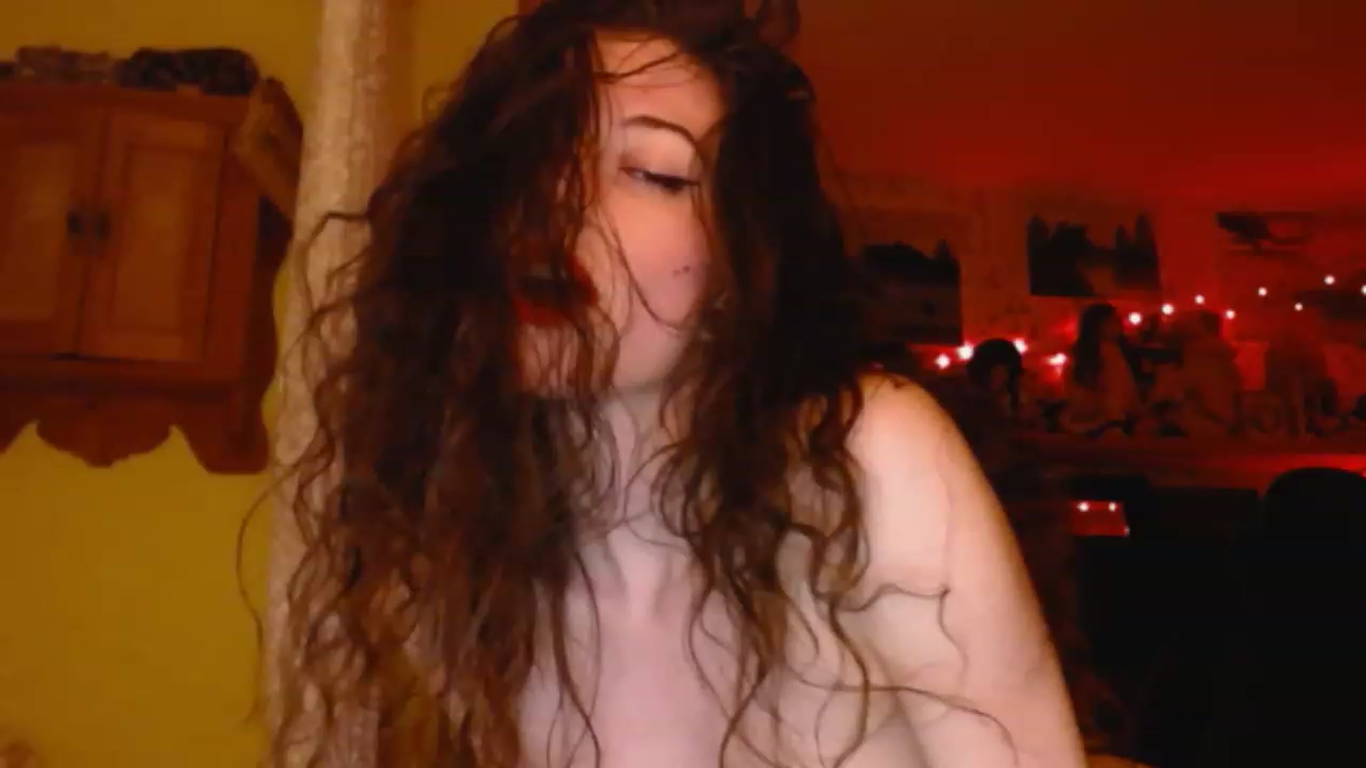 Gallery image thumbnail from viola__'s myfreecams stream on, 01/27/2023, 22:35 image 14 of 20