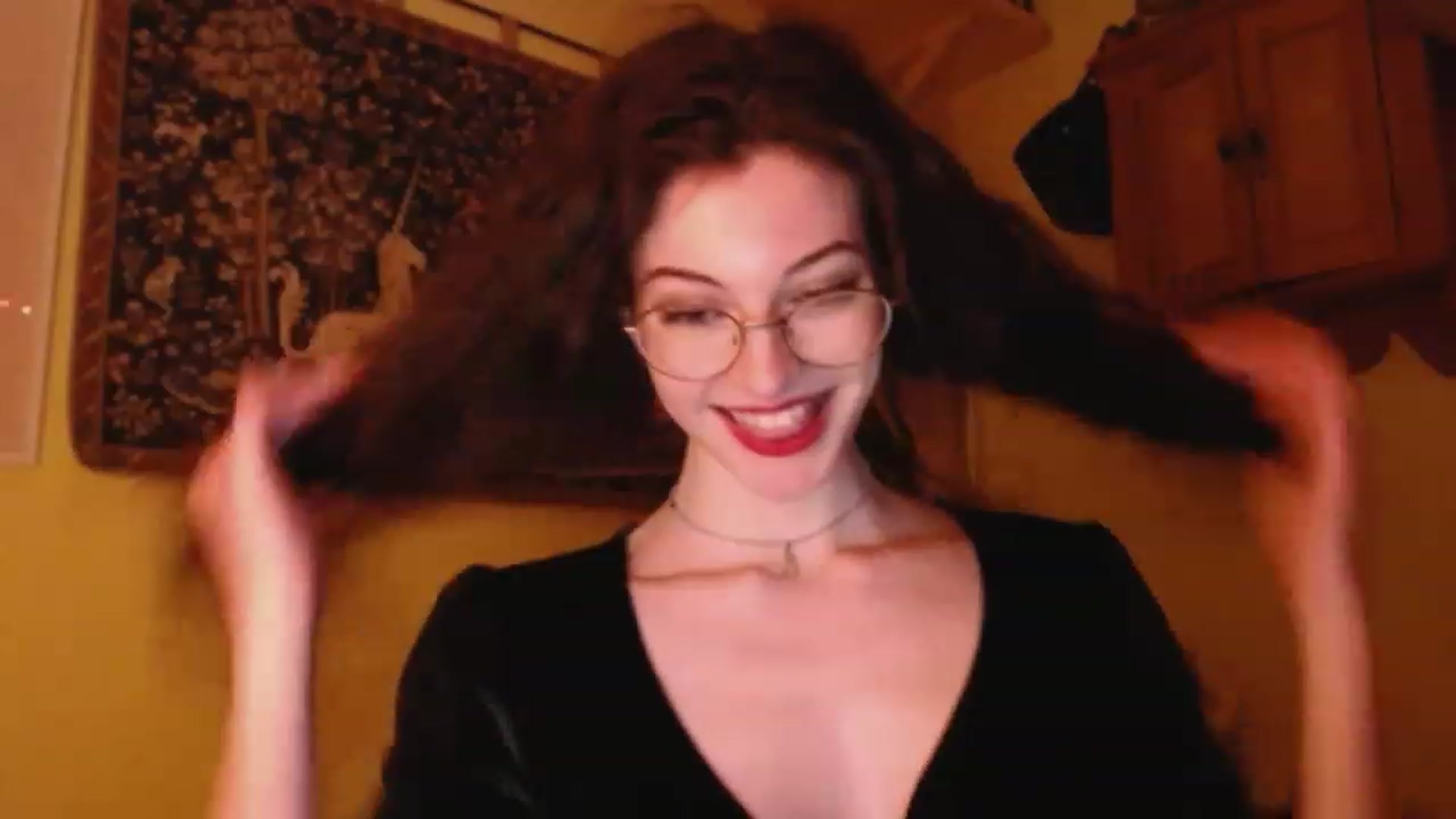 Gallery image thumbnail from viola__'s myfreecams stream on, 01/31/2023, 22:35 image 15 of 20