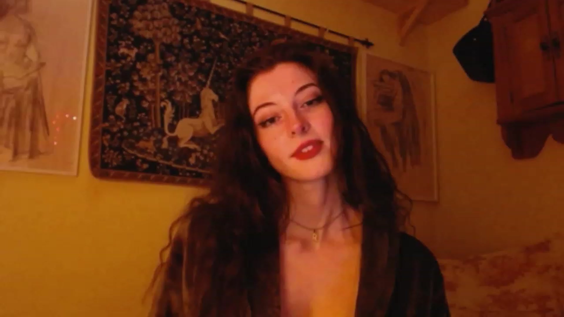 Gallery image thumbnail from viola__'s myfreecams stream on, 02/01/2023, 22:16 image 2 of 20
