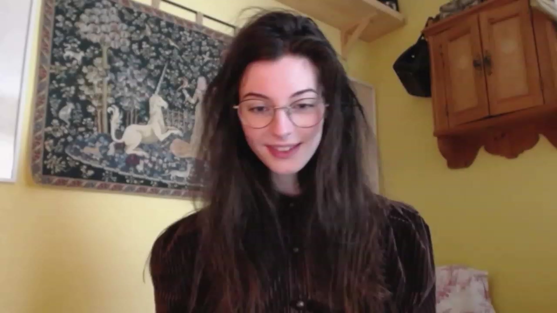Gallery image thumbnail from viola__'s myfreecams stream on, 02/03/2023, 14:37 image 13 of 20