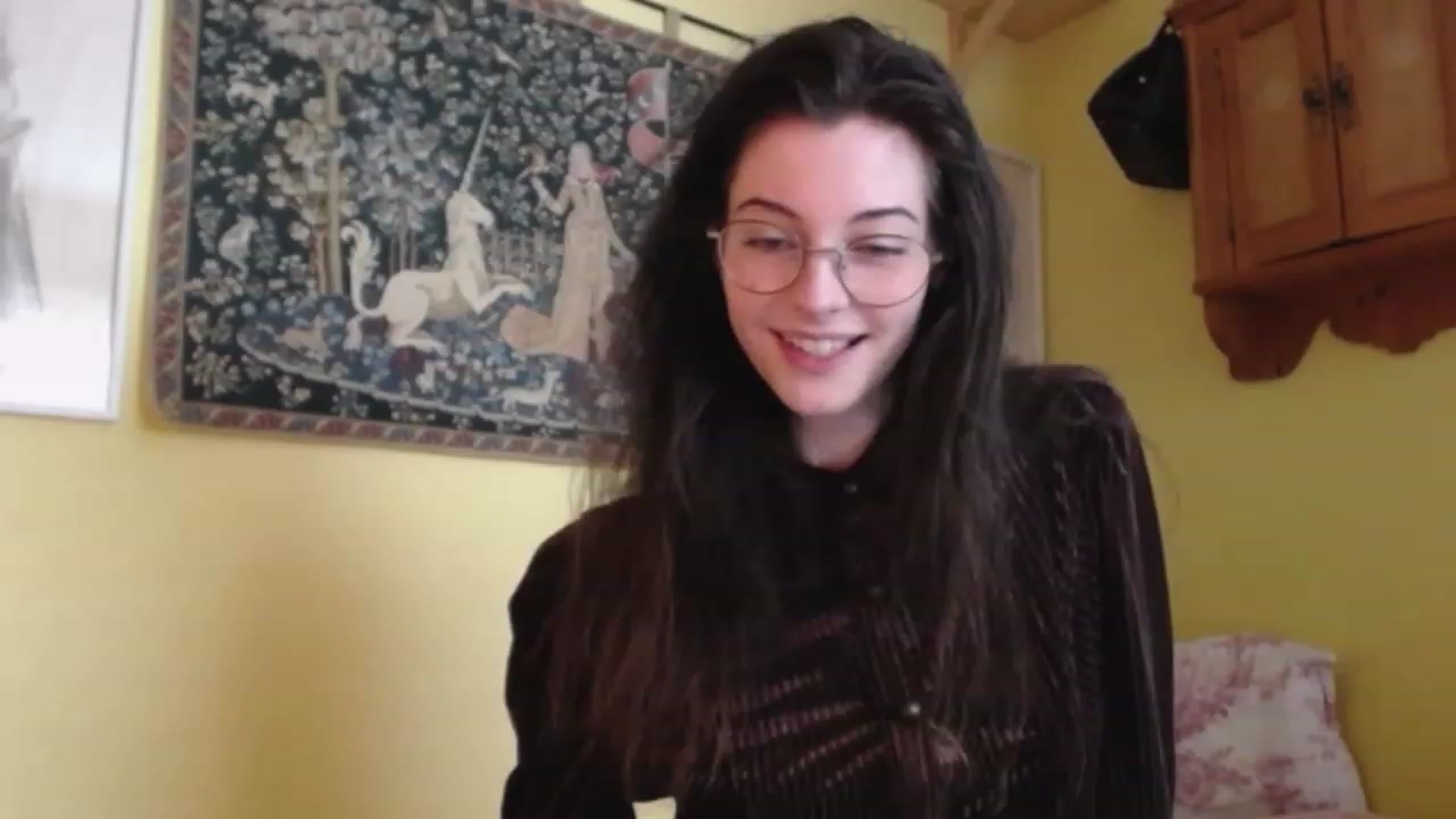 Gallery image thumbnail from viola__'s myfreecams stream on, 02/03/2023, 14:37 image 7 of 20