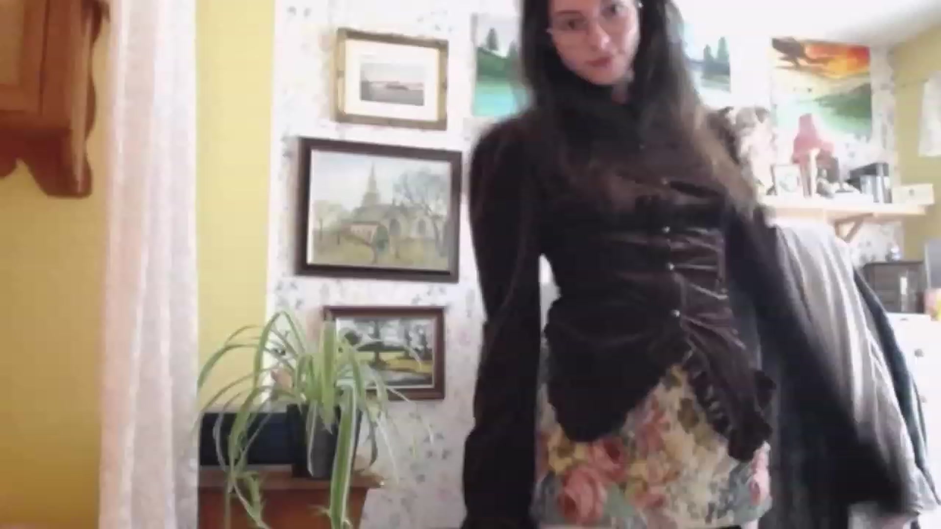 Gallery image thumbnail from viola__'s myfreecams stream on, 02/03/2023, 14:37 image 14 of 20