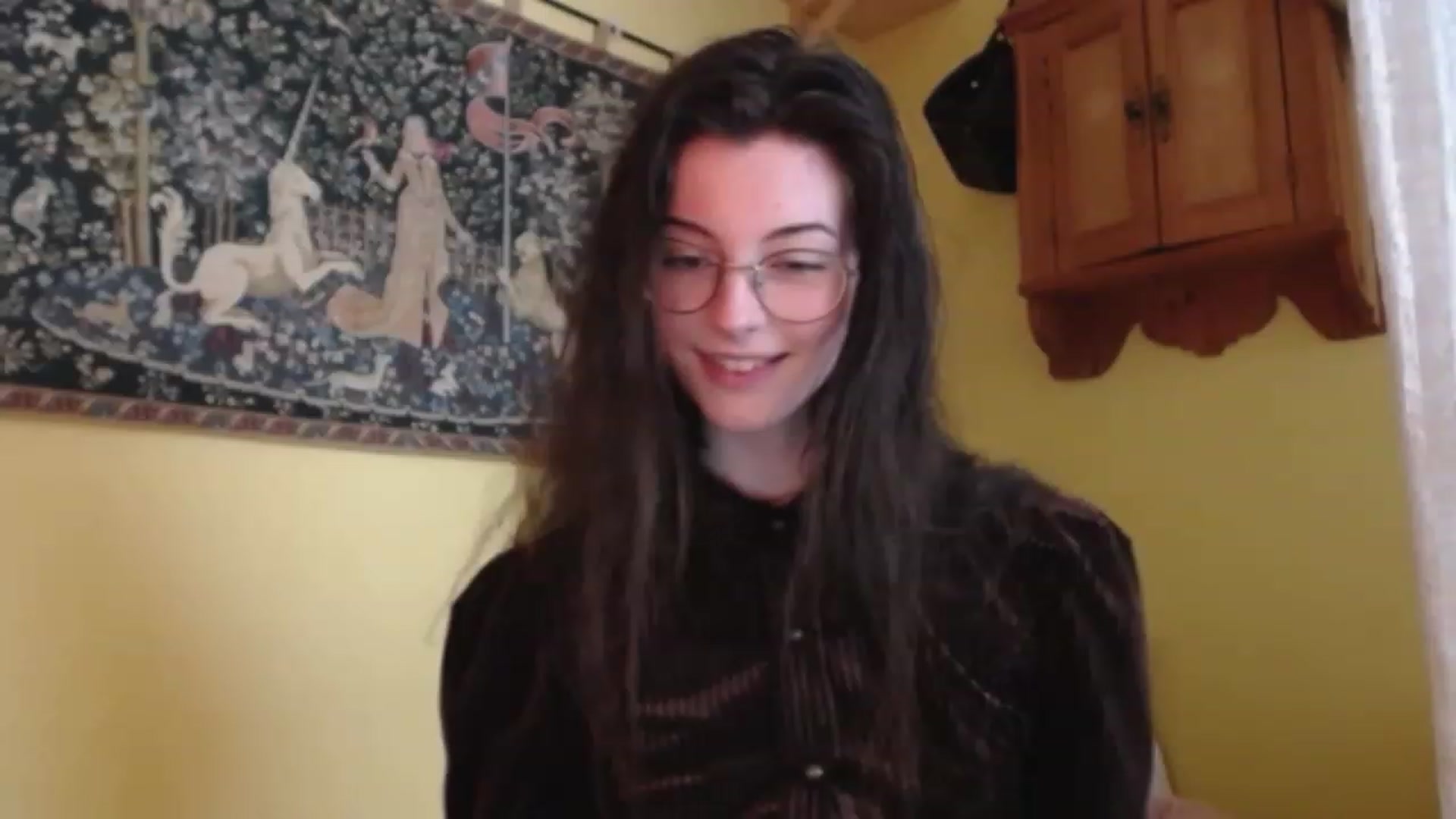Gallery image thumbnail from viola__'s myfreecams stream on, 02/03/2023, 14:37 image 18 of 20
