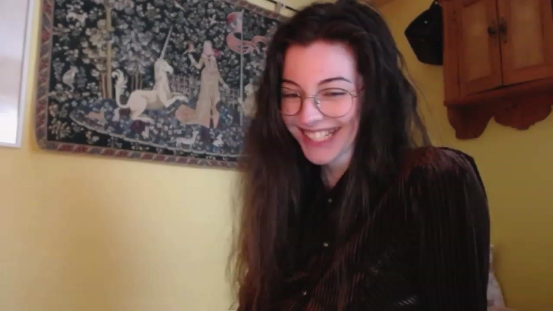 Gallery image thumbnail from viola__'s myfreecams stream on, 02/03/2023, 15:34 image 14 of 20