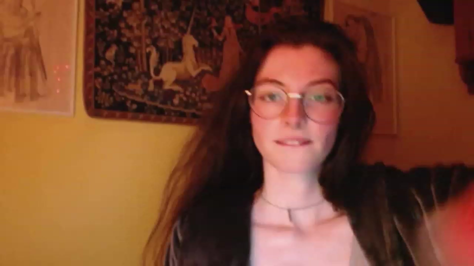 Gallery image thumbnail from viola__'s myfreecams stream on, 02/03/2023, 18:14 image 12 of 20