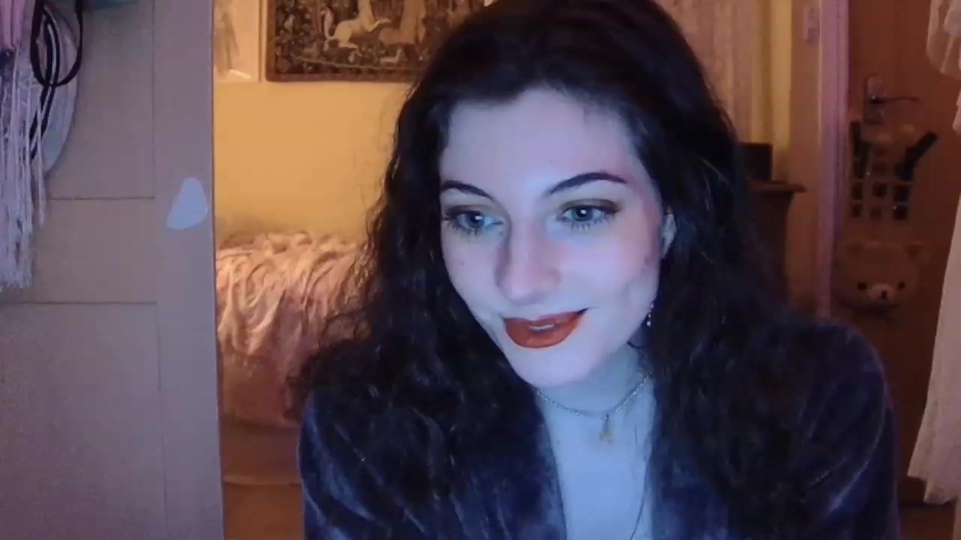 Gallery image thumbnail from viola__'s myfreecams stream on, 02/10/2023, 17:49 image 18 of 20