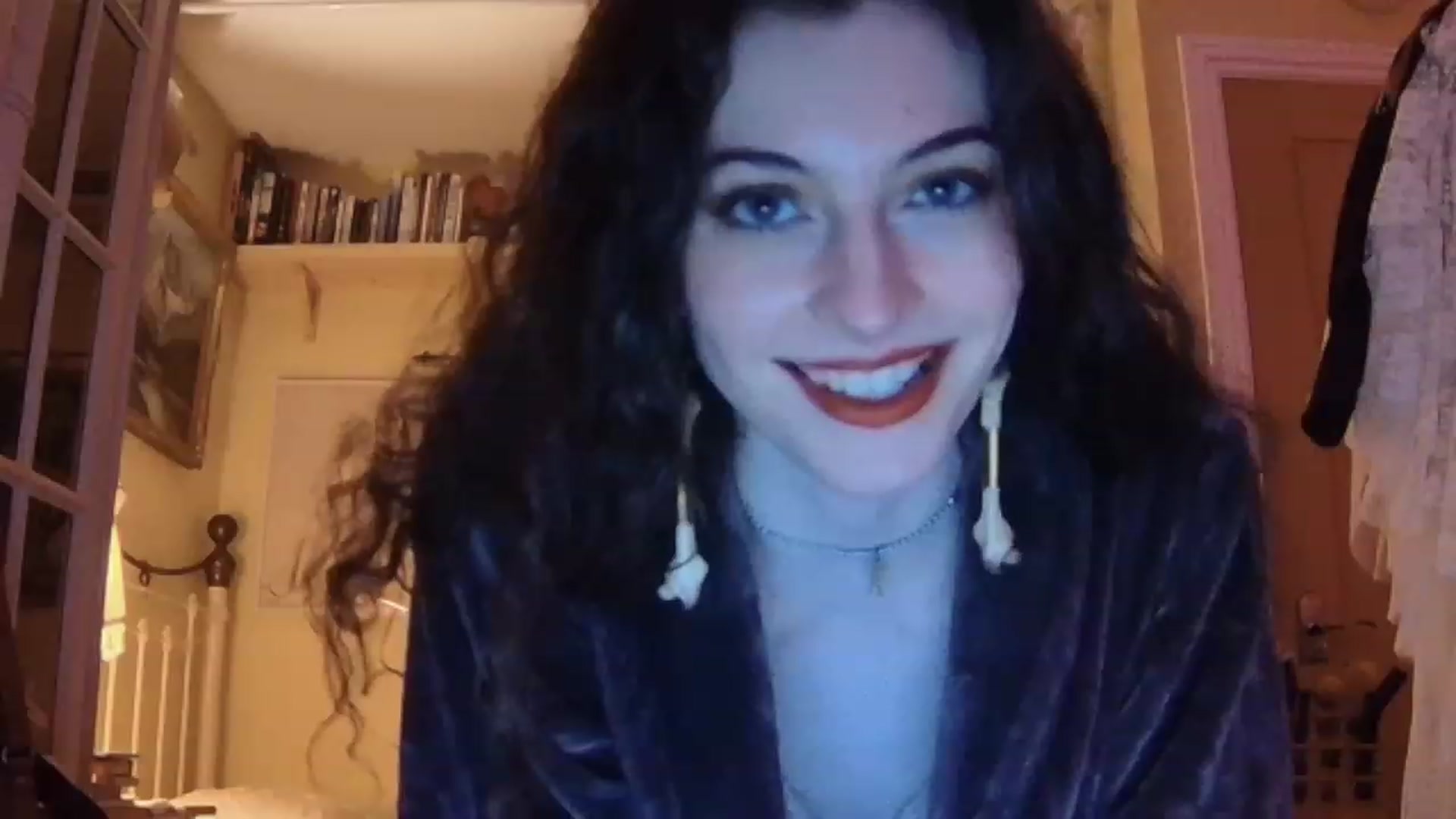 Gallery image thumbnail from viola__'s myfreecams stream on, 02/10/2023, 17:49 image 20 of 20