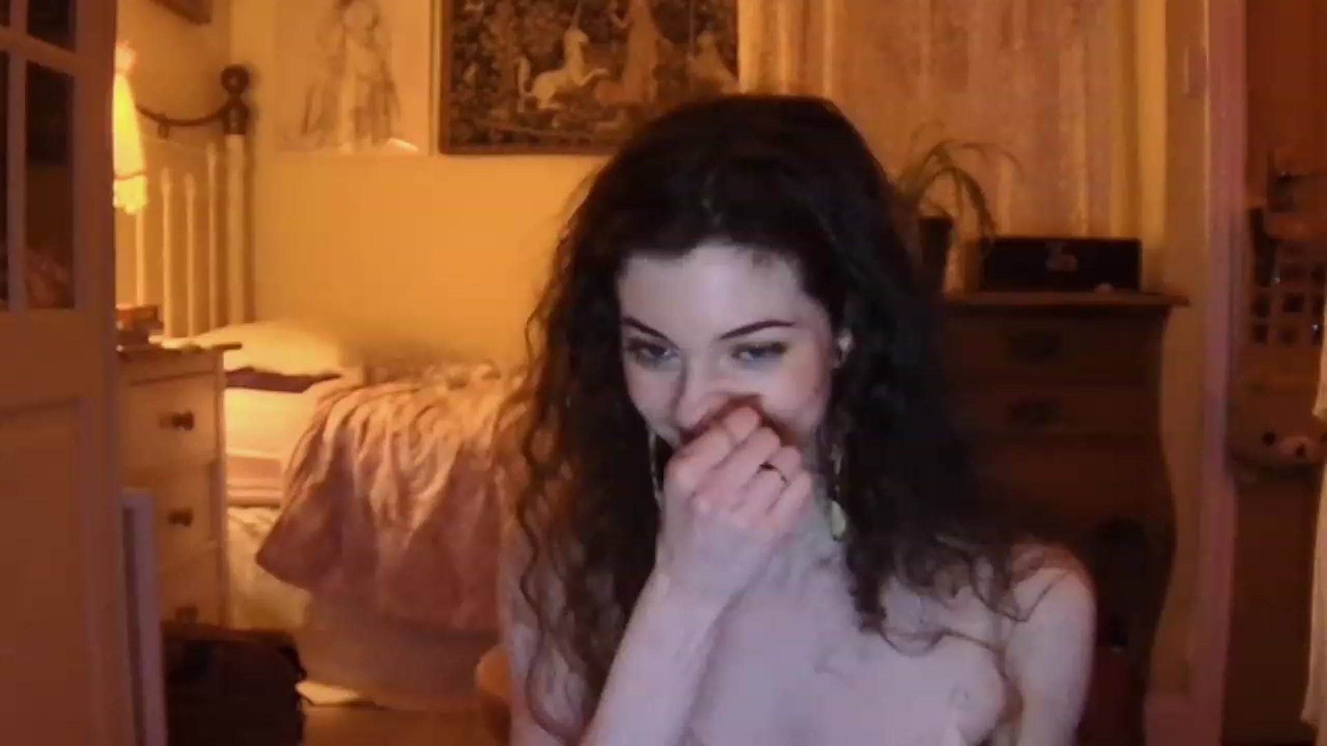 Gallery image thumbnail from viola__'s myfreecams stream on, 02/10/2023, 19:42 image 14 of 20