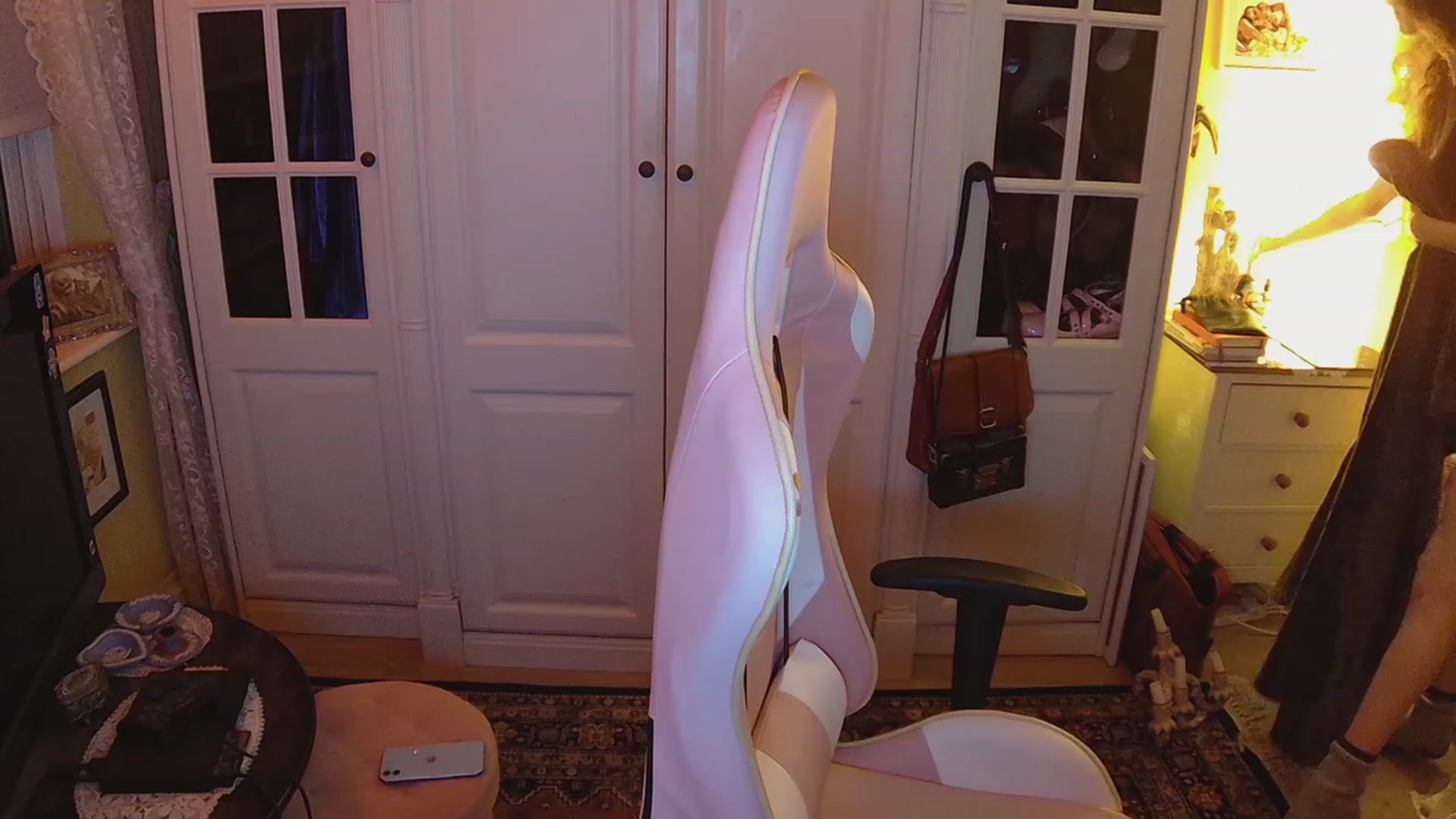Gallery image thumbnail from viola__'s myfreecams stream on, 02/15/2023, 23:23 image 4 of 20