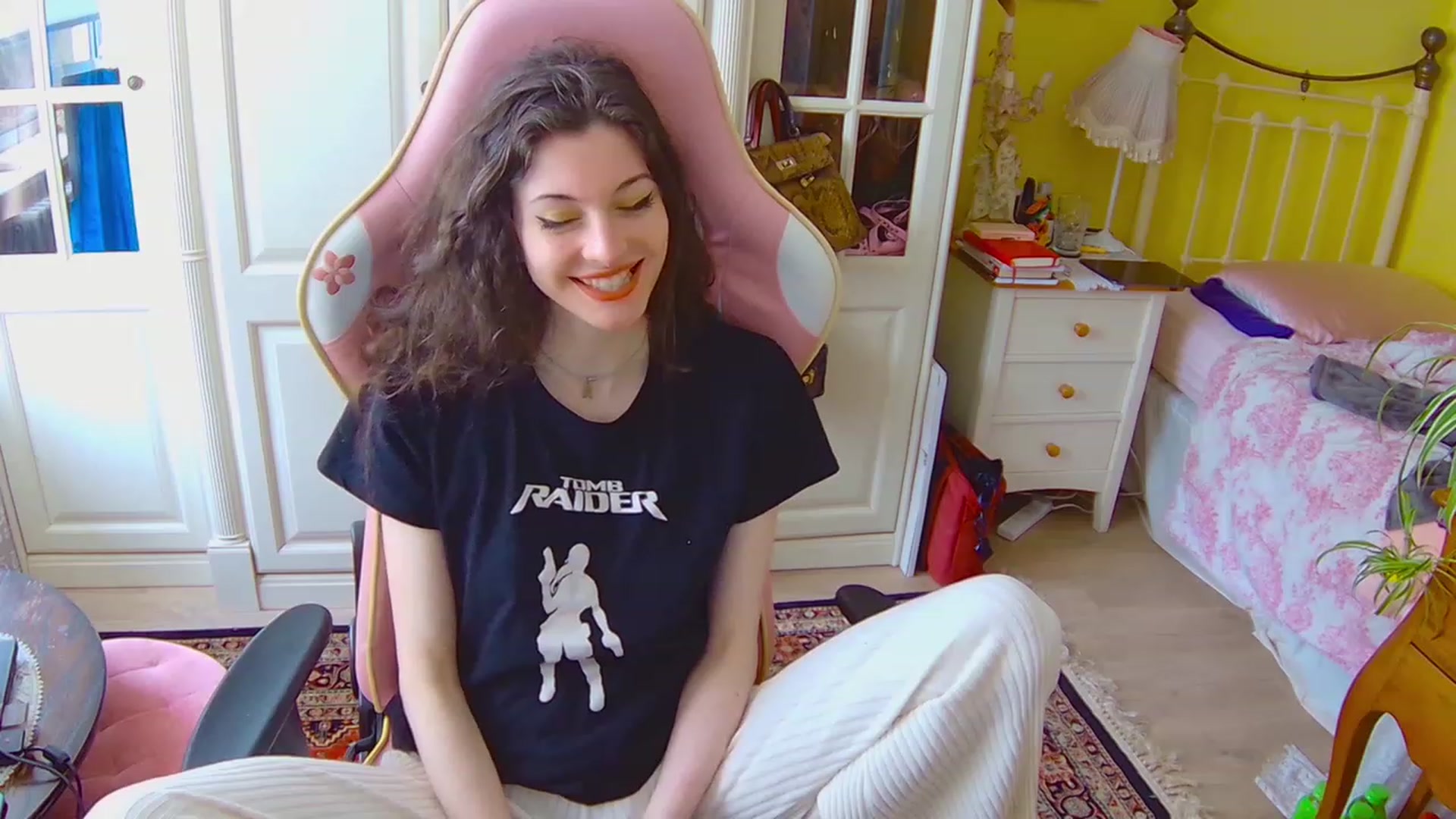 Gallery image thumbnail from viola__'s myfreecams stream on, 02/24/2023, 16:14 image 15 of 20