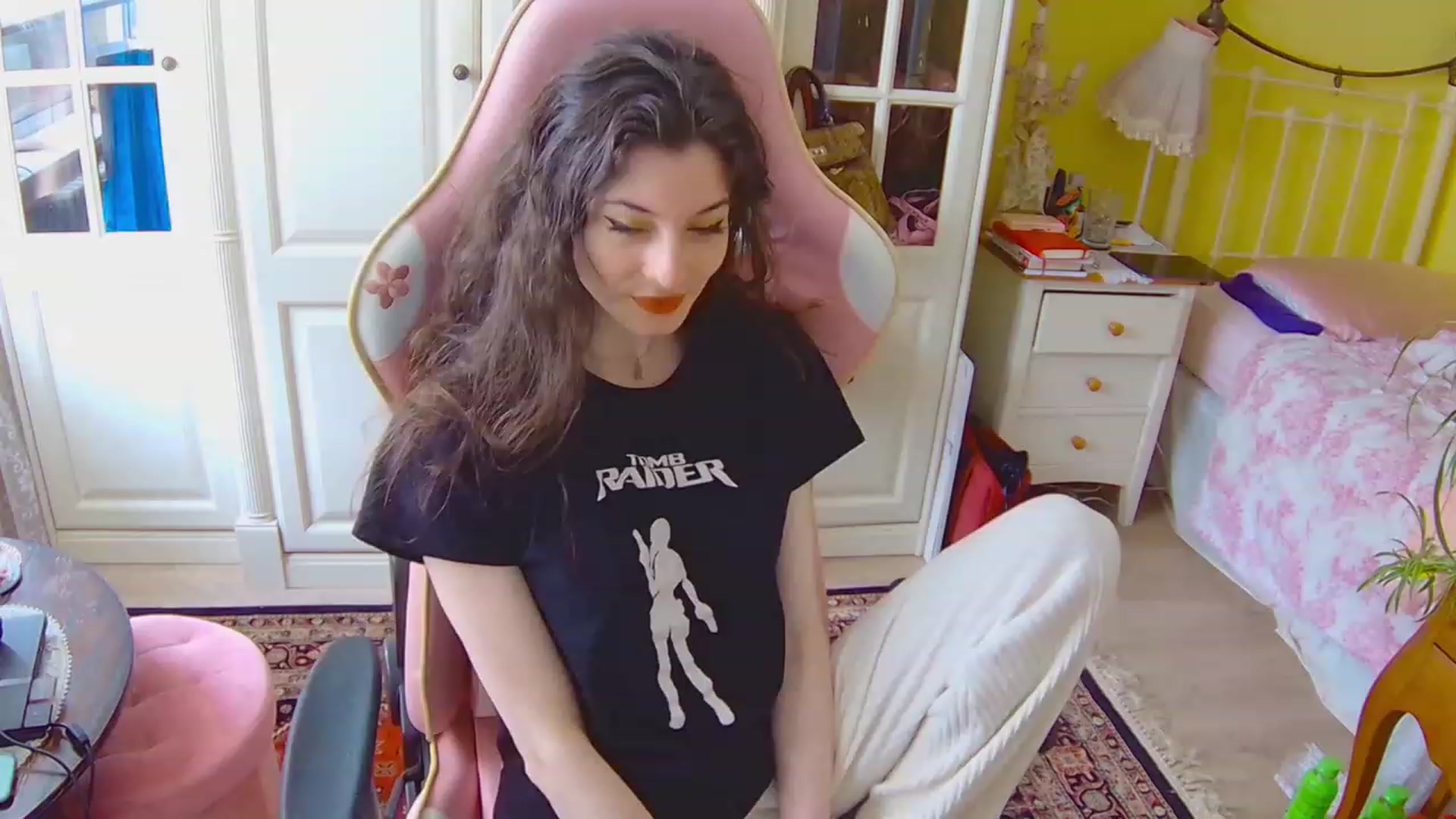 Gallery image thumbnail from viola__'s myfreecams stream on, 02/24/2023, 16:14 image 2 of 20