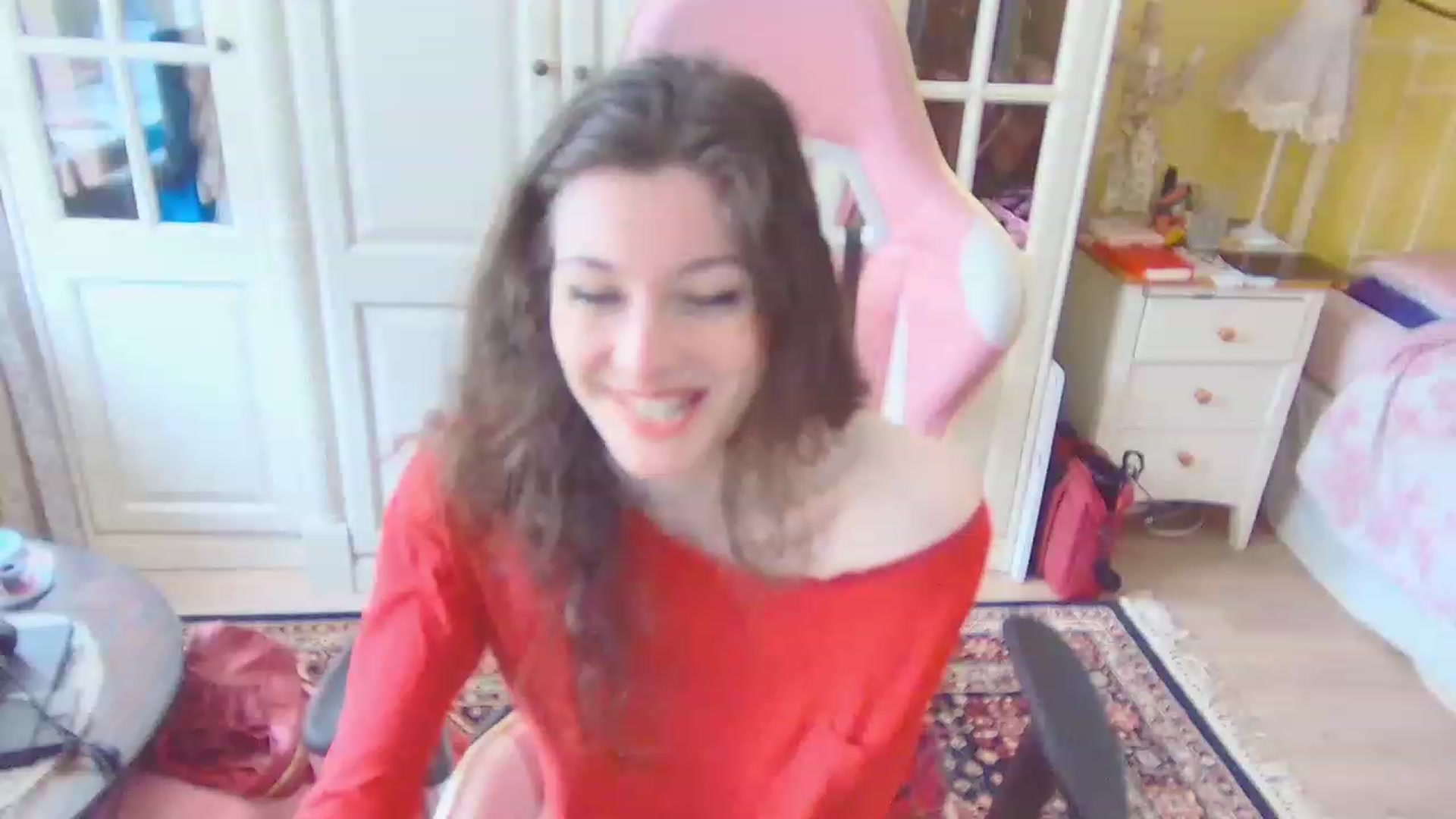 Gallery image thumbnail from viola__'s myfreecams stream on, 03/01/2023, 14:24 image 18 of 20