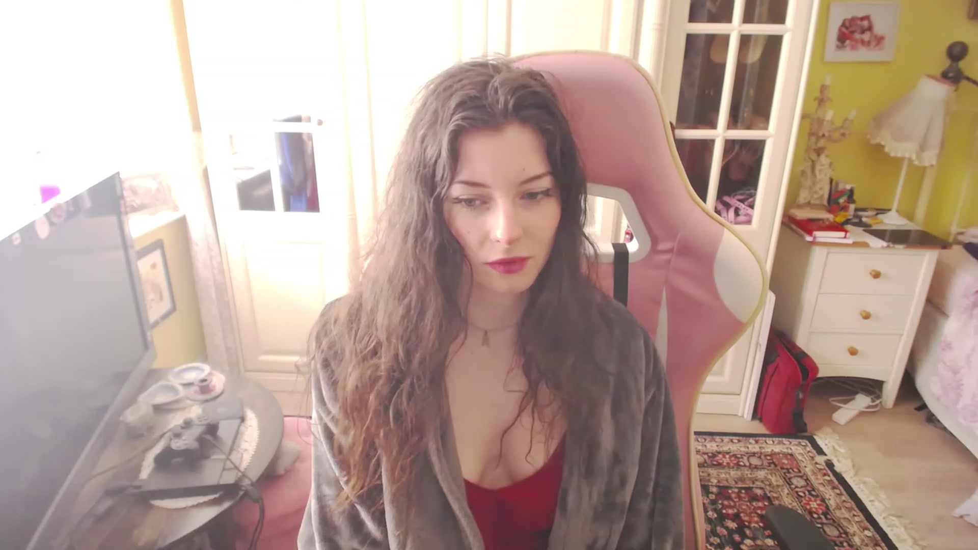 Gallery image thumbnail from viola__'s myfreecams stream on, 03/08/2023, 15:42 image 6 of 20