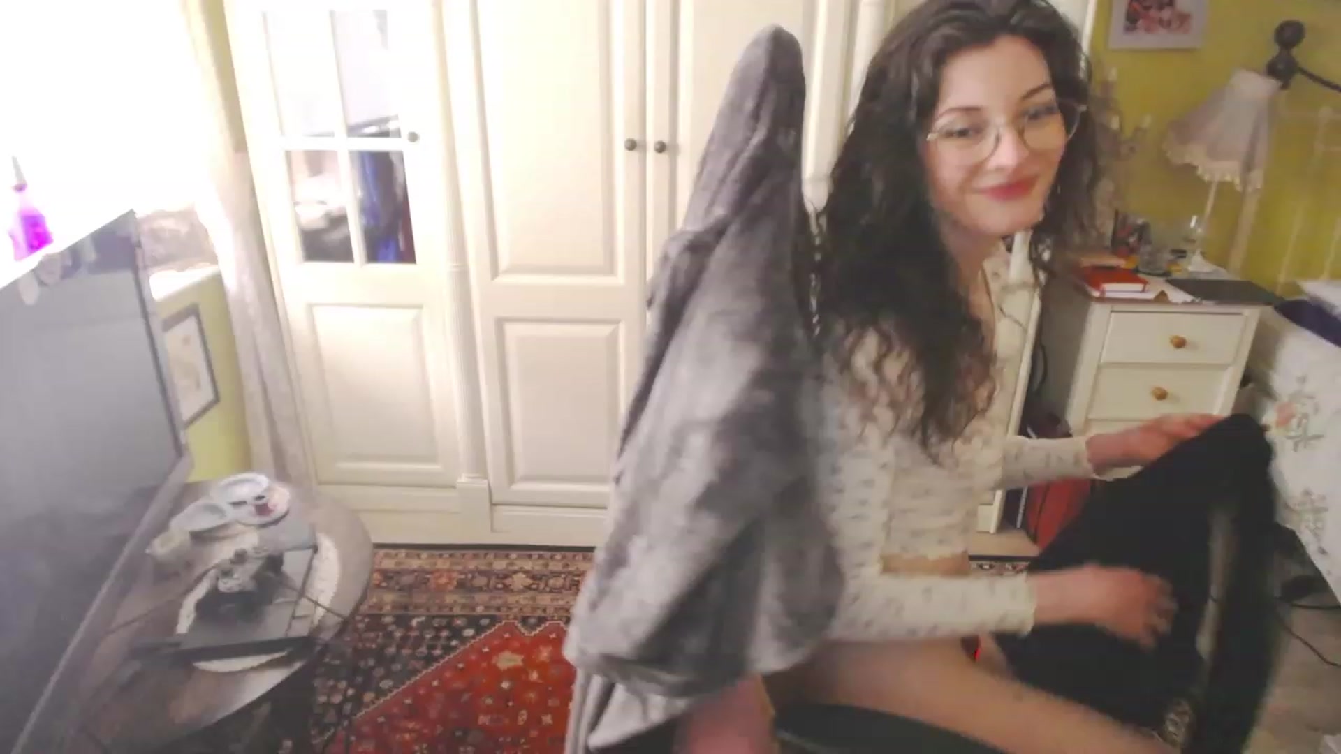 Gallery image thumbnail from viola__'s myfreecams stream on, 03/09/2023, 16:55 image 20 of 20