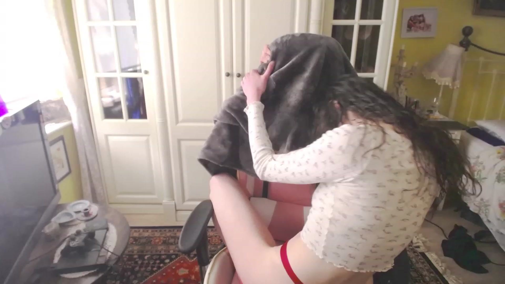 Gallery image thumbnail from viola__'s myfreecams stream on, 03/09/2023, 16:55 image 7 of 20