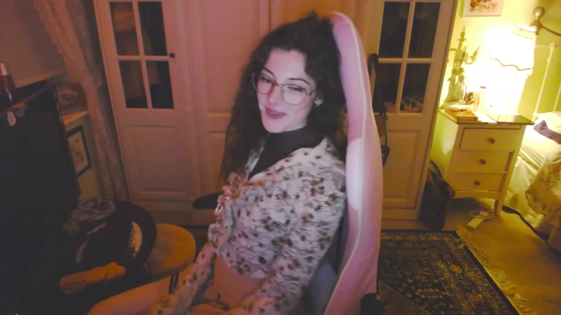 Gallery image thumbnail from viola__'s myfreecams stream on, 03/15/2023, 21:42 image 5 of 20