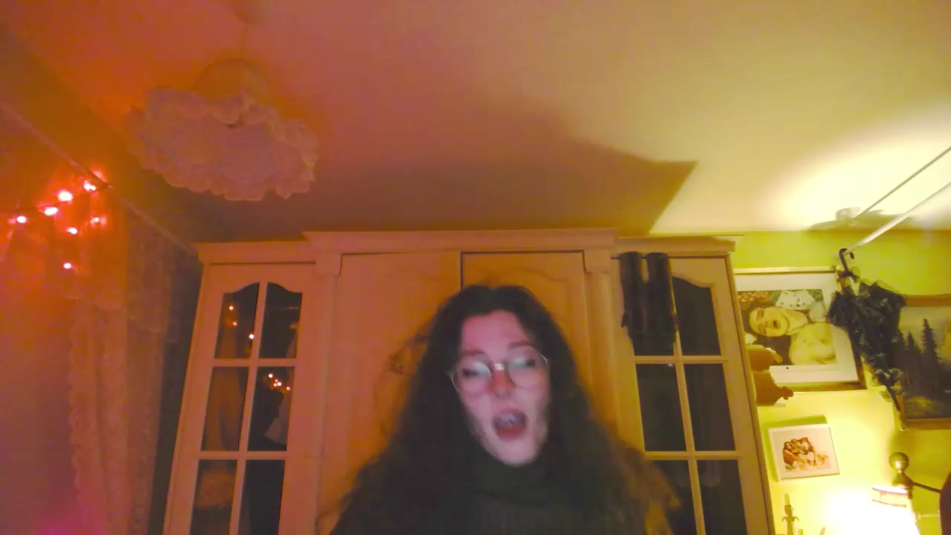 Gallery image thumbnail from viola__'s myfreecams stream on, 03/15/2023, 21:42 image 18 of 20