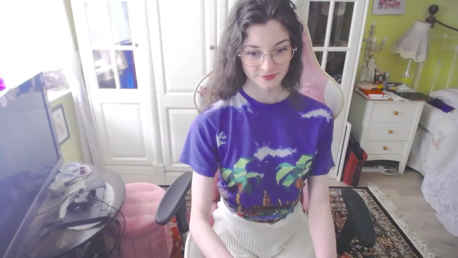Gallery image thumbnail from viola__'s myfreecams stream on, 03/16/2023, 16:32 image 2 of 20
