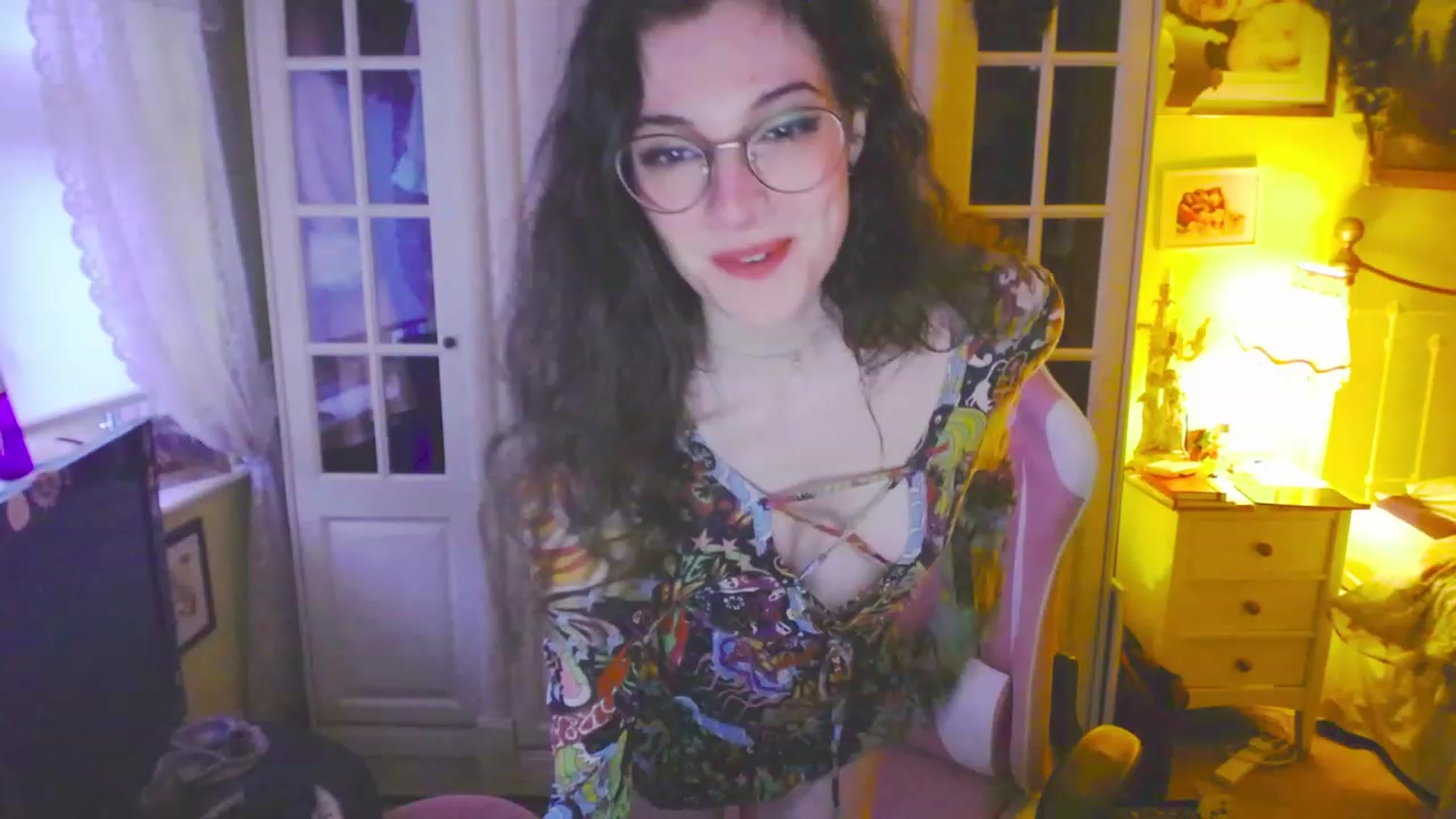 Gallery image thumbnail from viola__'s myfreecams stream on, 03/17/2023, 18:31 image 20 of 20