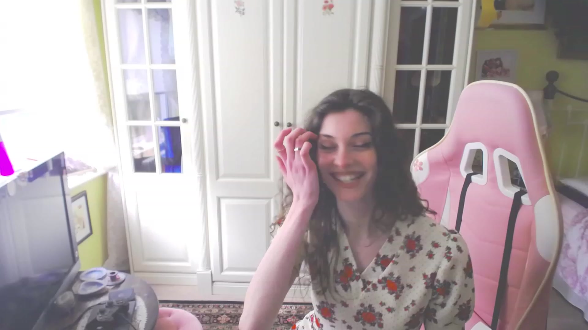 Gallery image thumbnail from viola__'s myfreecams stream on, 03/23/2023, 17:43 image 17 of 20