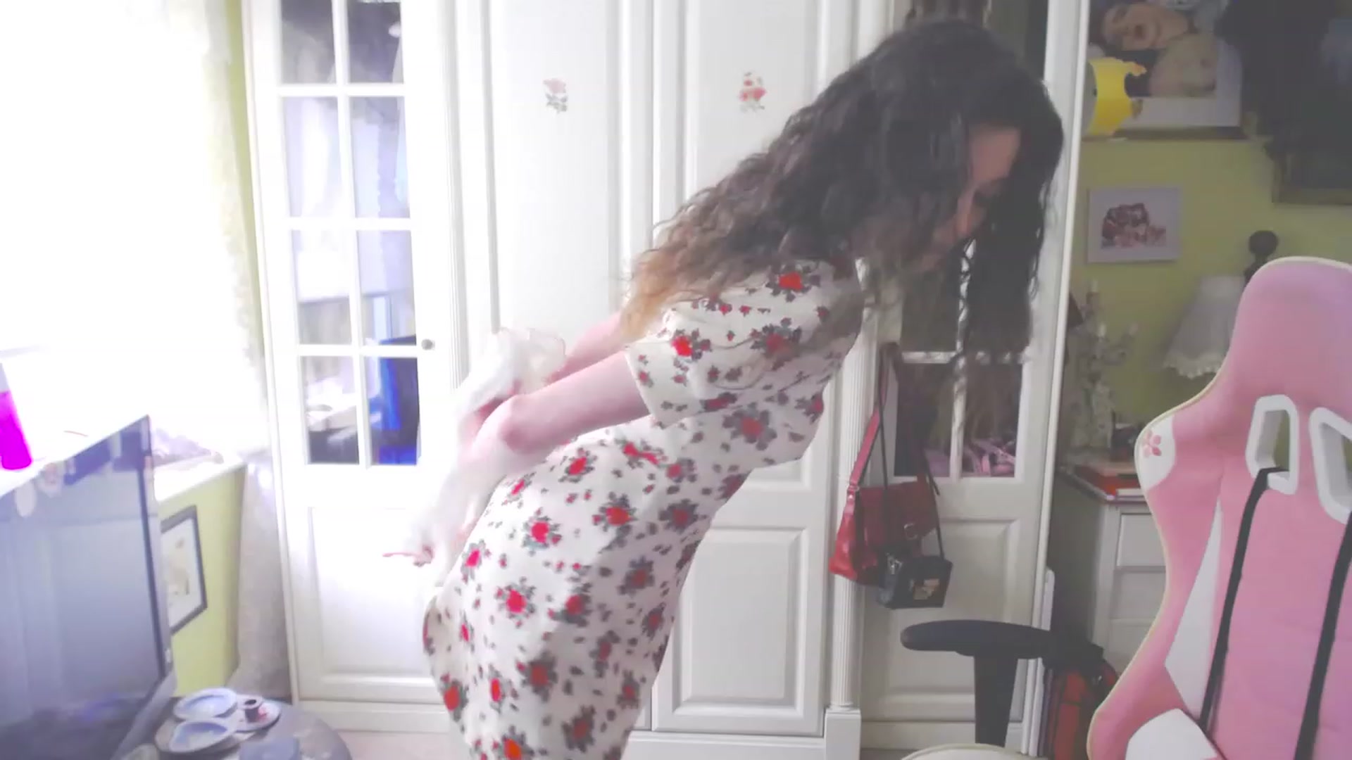Gallery image thumbnail from viola__'s myfreecams stream on, 03/23/2023, 17:43 image 11 of 20