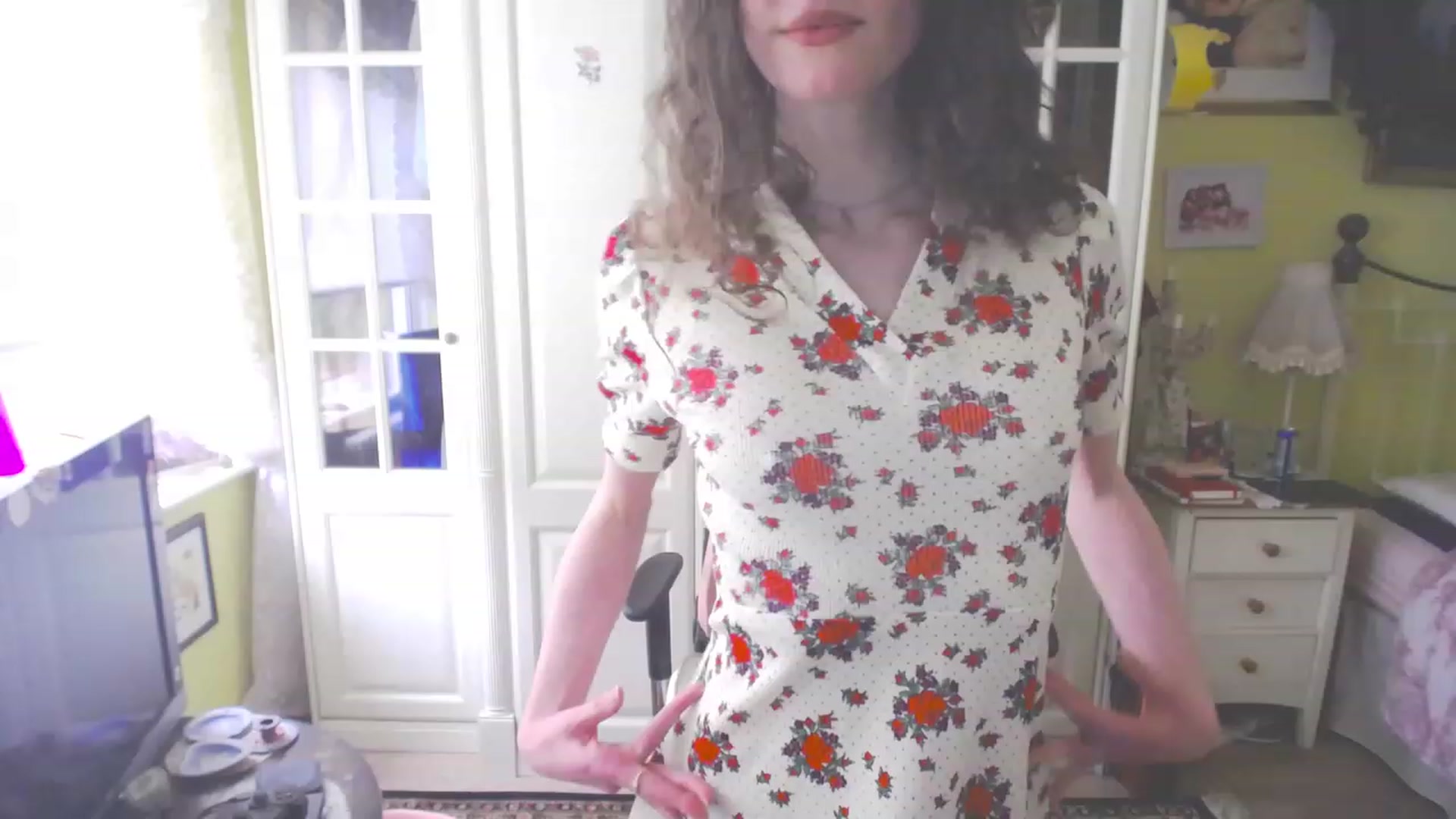 Gallery image thumbnail from viola__'s myfreecams stream on, 03/23/2023, 17:43 image 1 of 20
