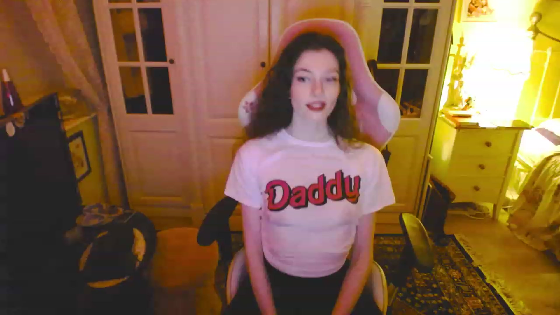 Gallery image thumbnail from viola__'s myfreecams stream on, 03/31/2023, 21:40 image 9 of 20
