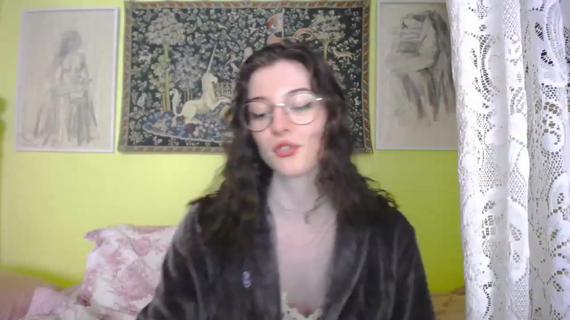 Gallery image thumbnail from viola__'s myfreecams stream on, 04/19/2023, 14:29 image 9 of 20