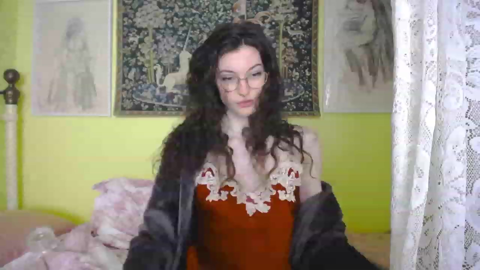 Gallery image thumbnail from viola__'s myfreecams stream on, 04/19/2023, 15:06 image 8 of 20