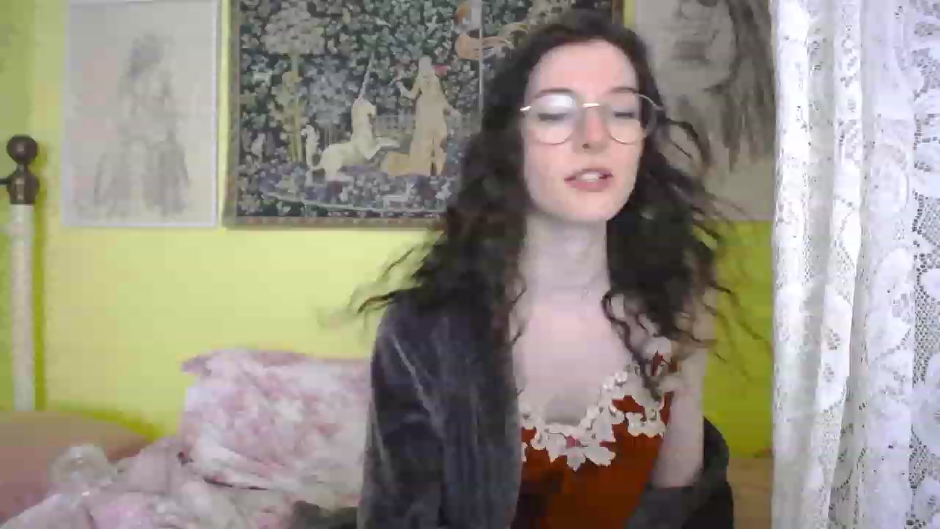 Gallery image thumbnail from viola__'s myfreecams stream on, 04/19/2023, 15:06 image 13 of 20
