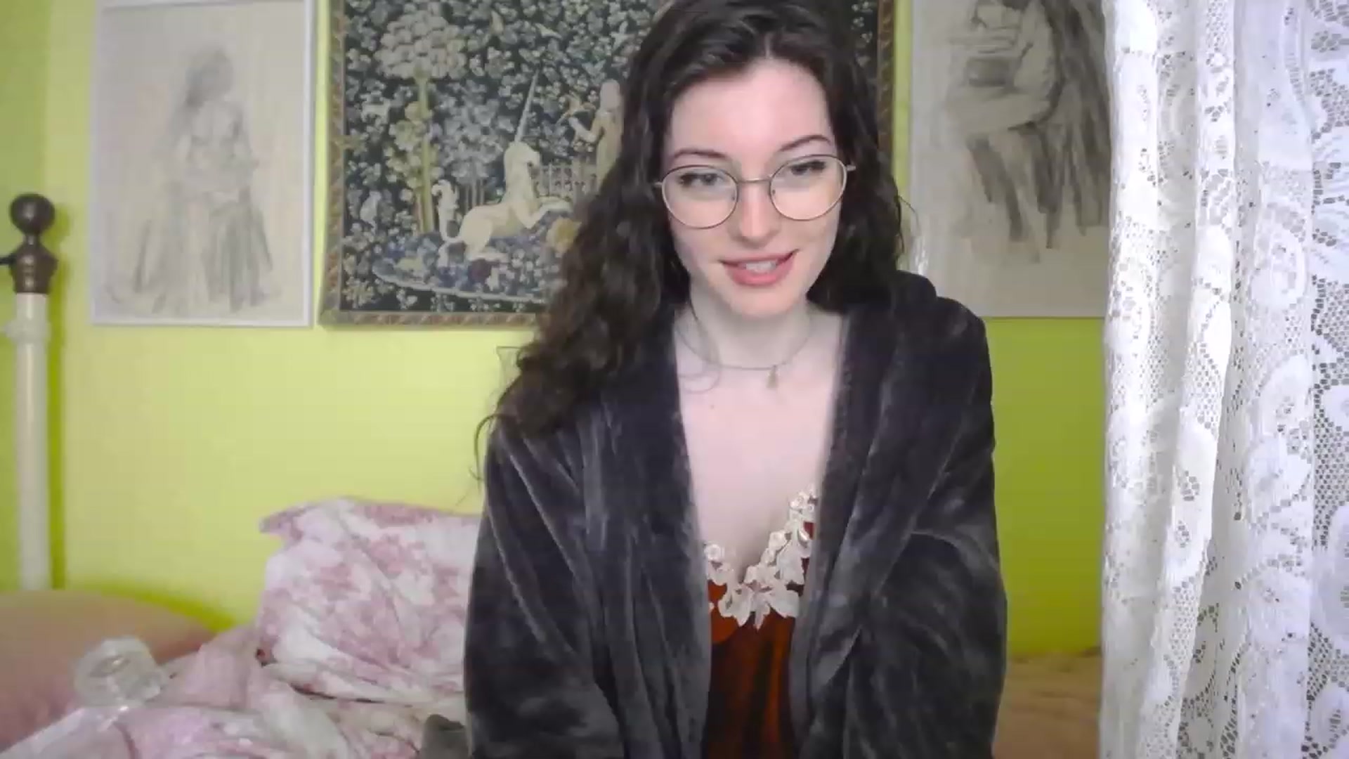 Gallery image thumbnail from viola__'s myfreecams stream on, 04/19/2023, 15:06 image 9 of 20