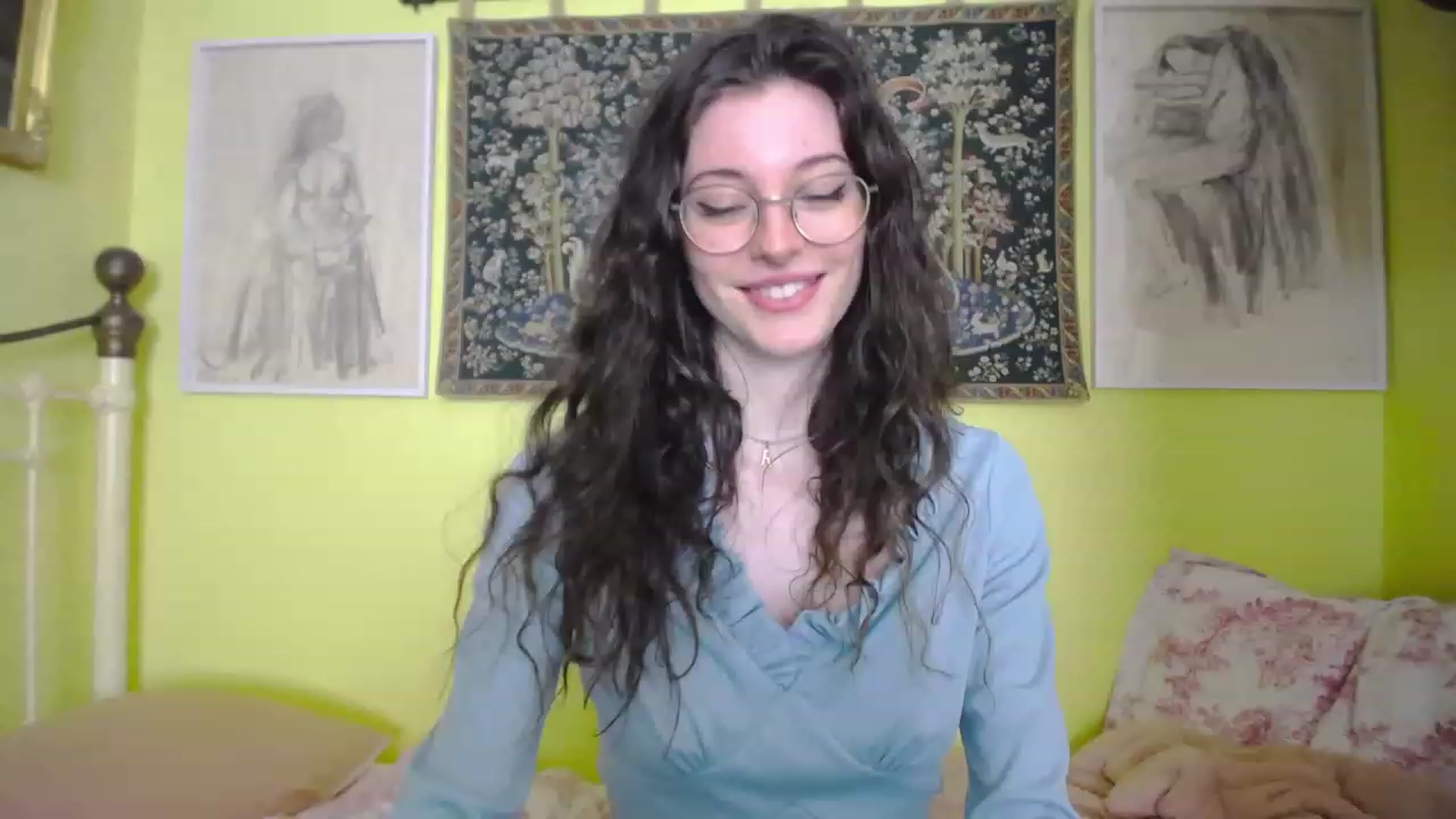 Gallery image thumbnail from viola__'s myfreecams stream on, 04/20/2023, 17:00 image 4 of 20