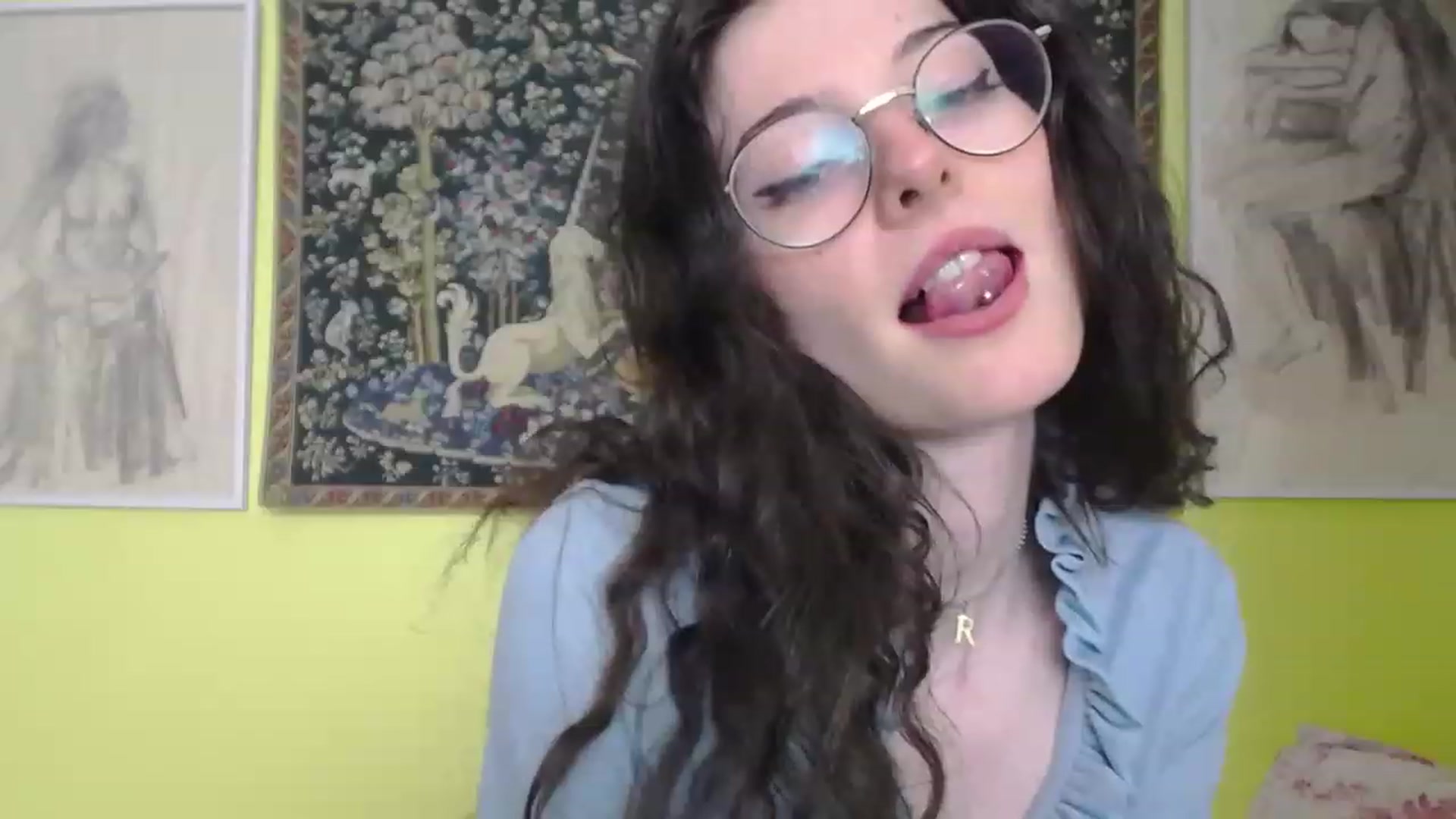 Gallery image thumbnail from viola__'s myfreecams stream on, 04/20/2023, 17:00 image 8 of 20