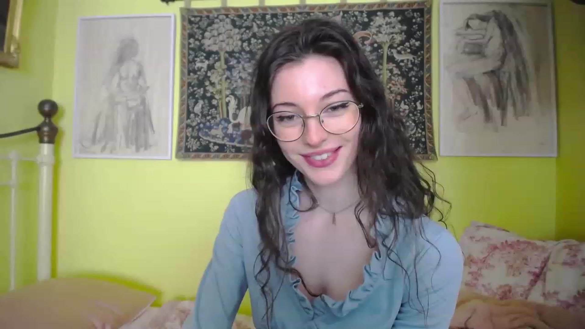 Gallery image thumbnail from viola__'s myfreecams stream on, 04/20/2023, 17:00 image 6 of 20