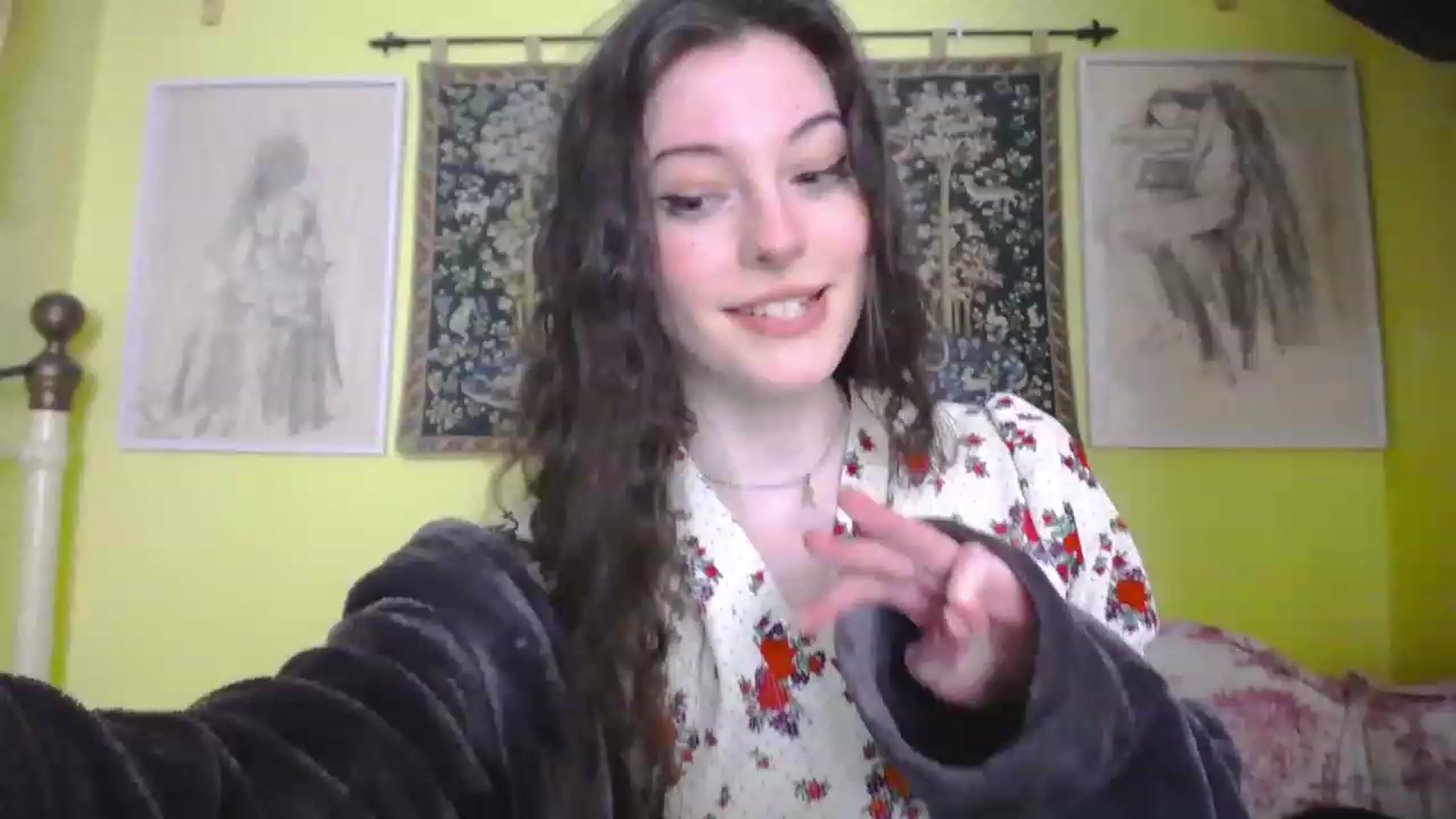 Gallery image thumbnail from viola__'s myfreecams stream on, 04/21/2023, 15:41 image 2 of 20