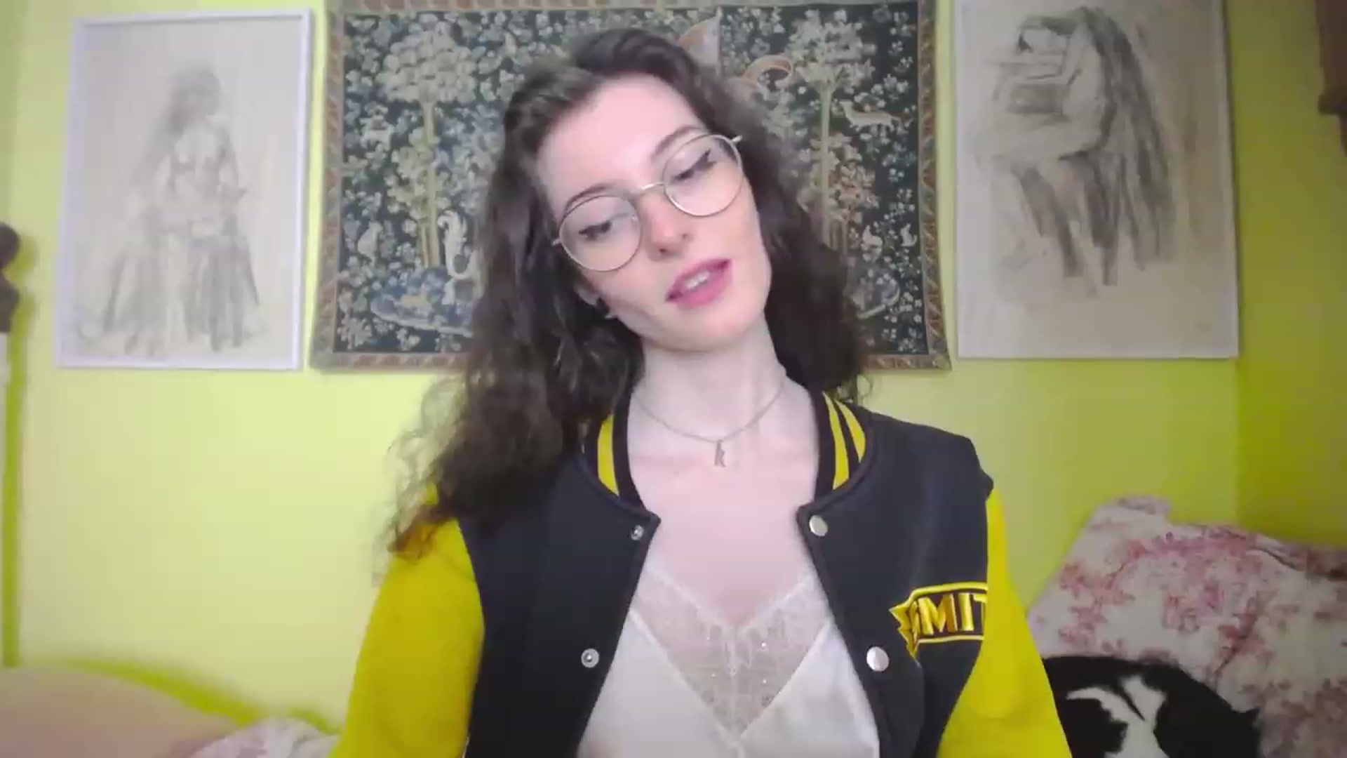 Gallery image thumbnail from viola__'s myfreecams stream on, 04/26/2023, 15:17 image 7 of 20