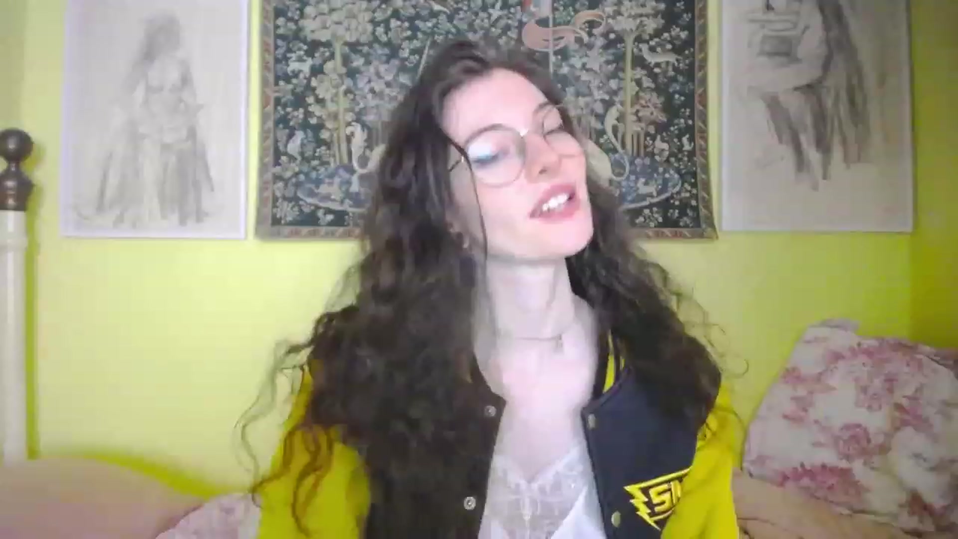 Gallery image thumbnail from viola__'s myfreecams stream on, 04/26/2023, 15:17 image 18 of 20