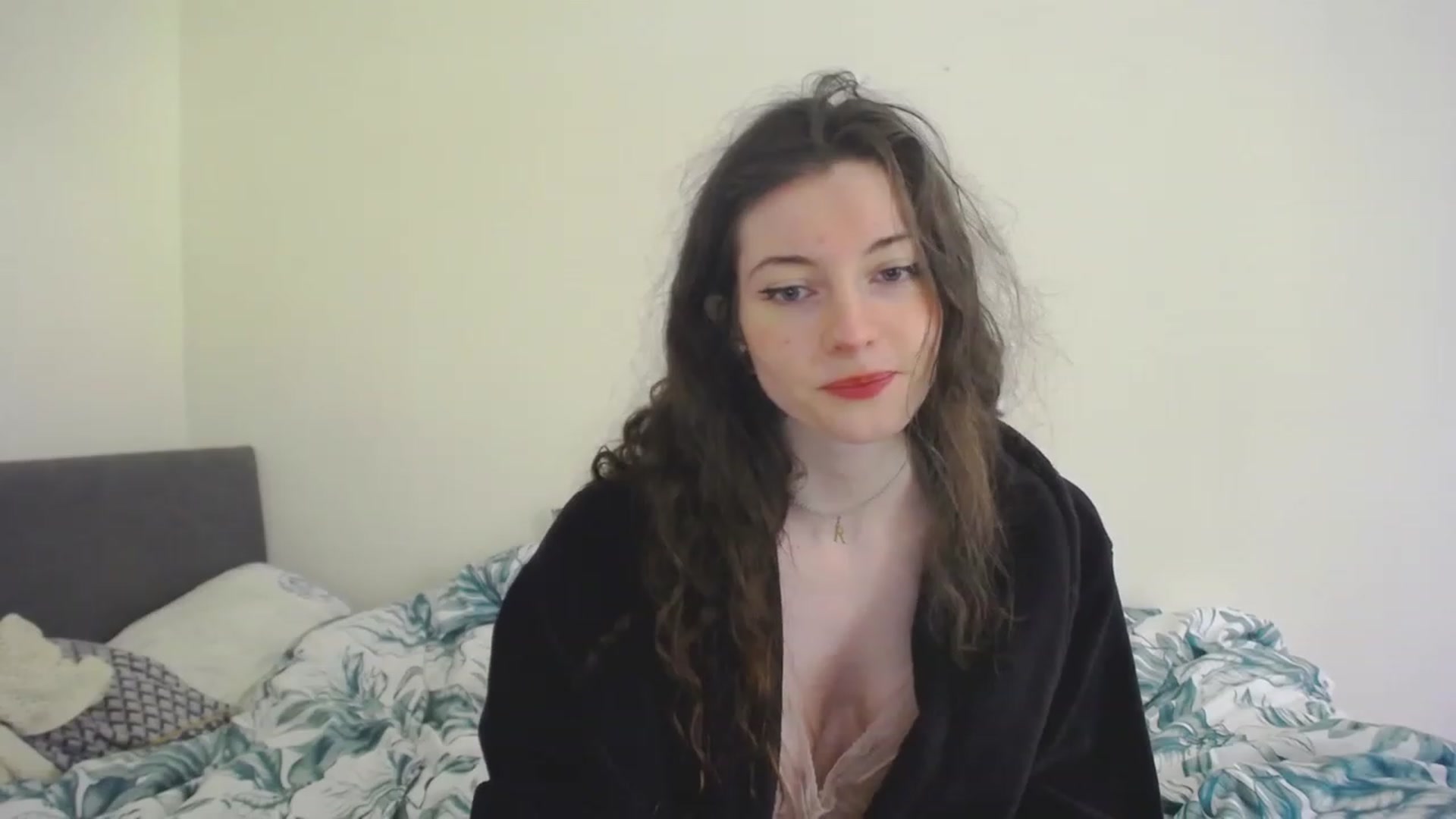 Gallery image thumbnail from viola__'s myfreecams stream on, 04/27/2023, 14:52 image 4 of 20