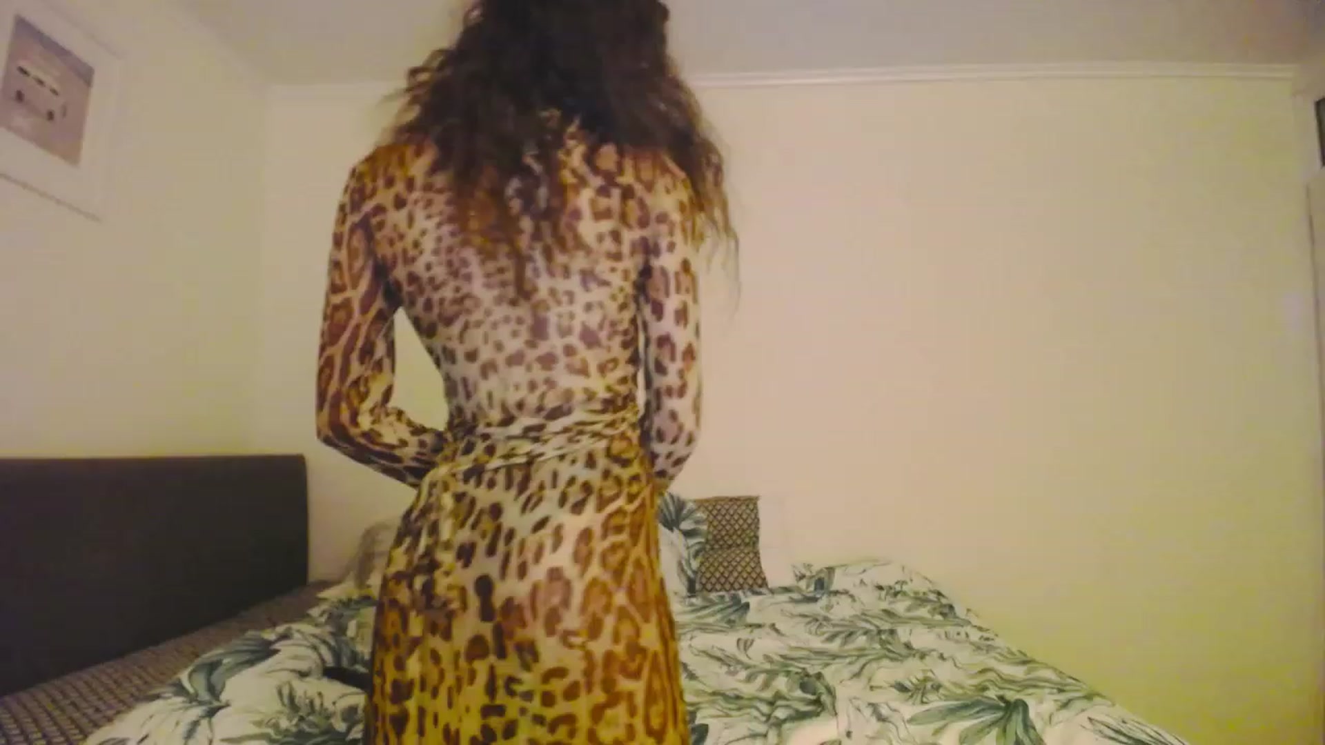 Gallery image thumbnail from viola__'s myfreecams stream on, 04/28/2023, 22:25 image 2 of 20