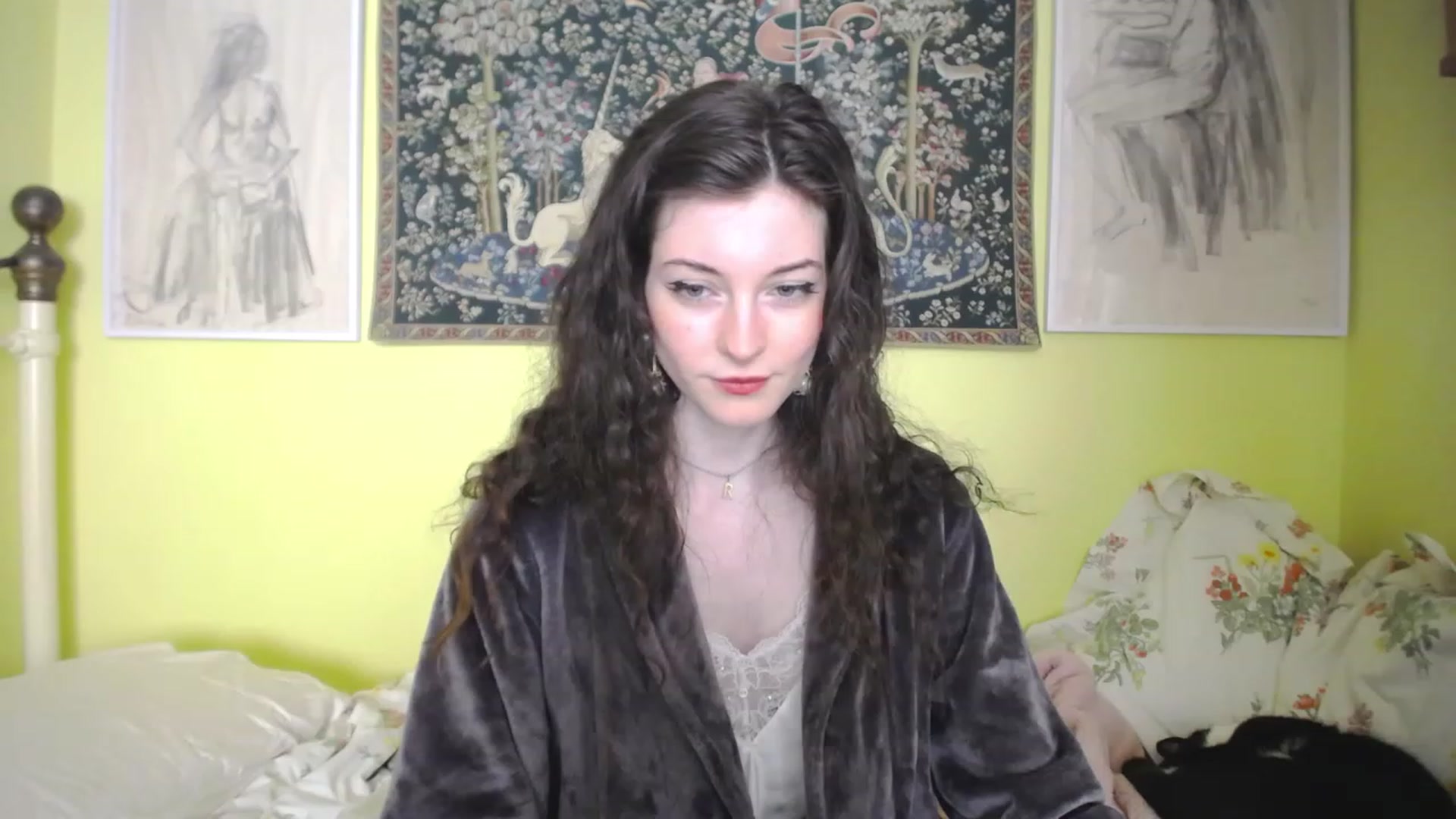 Gallery image thumbnail from viola__'s myfreecams stream on, 05/03/2023, 14:56 image 18 of 20