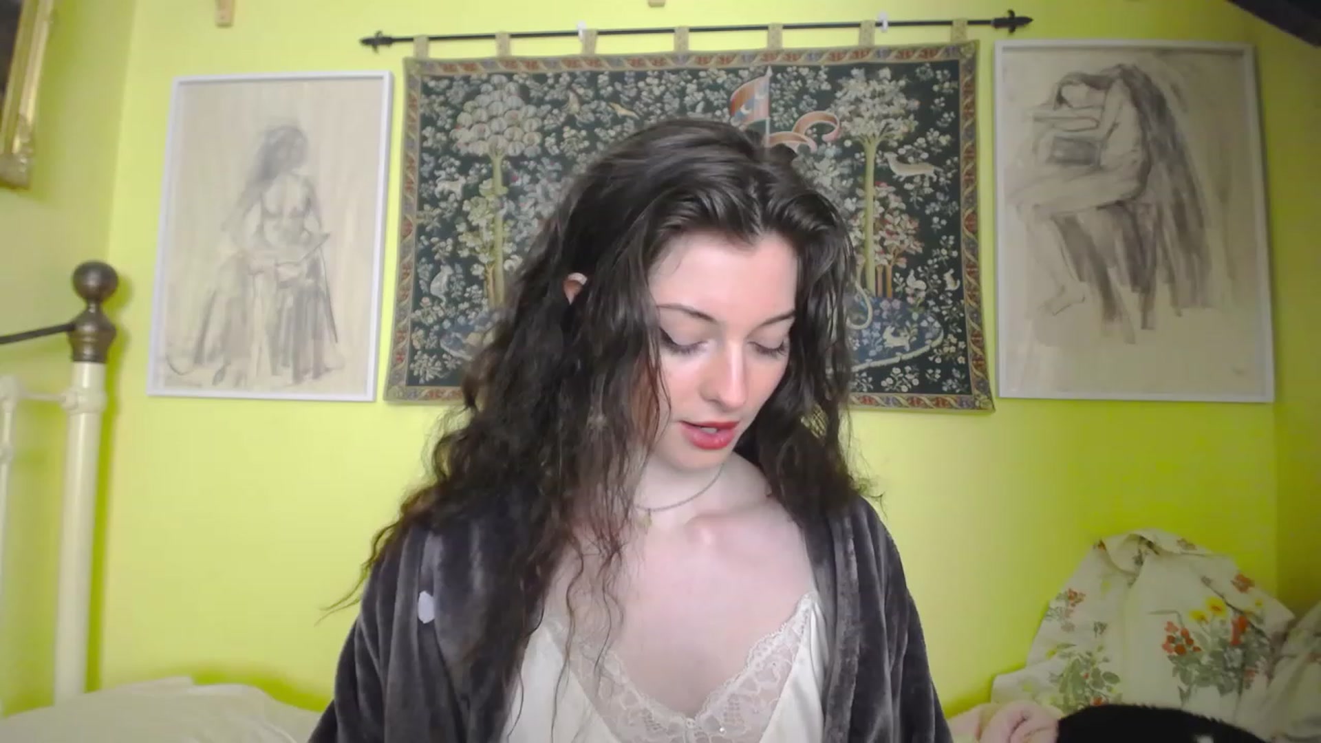 Gallery image thumbnail from viola__'s myfreecams stream on, 05/03/2023, 14:56 image 4 of 20
