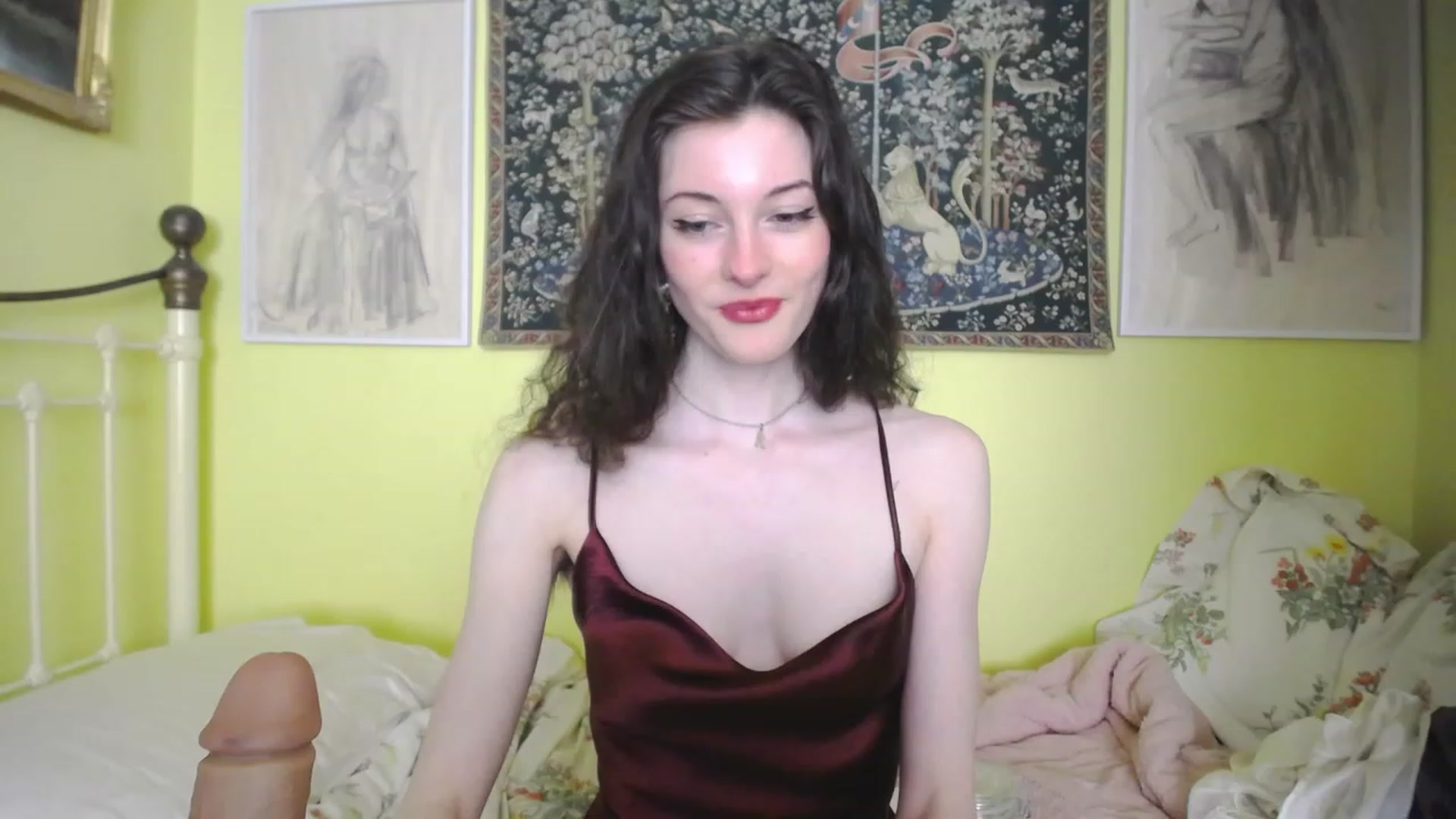 Gallery image thumbnail from viola__'s myfreecams stream on, 05/03/2023, 15:49 image 12 of 20