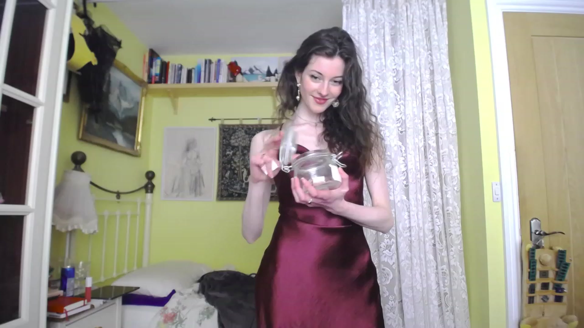 Gallery image thumbnail from viola__'s myfreecams stream on, 05/03/2023, 15:49 image 5 of 20