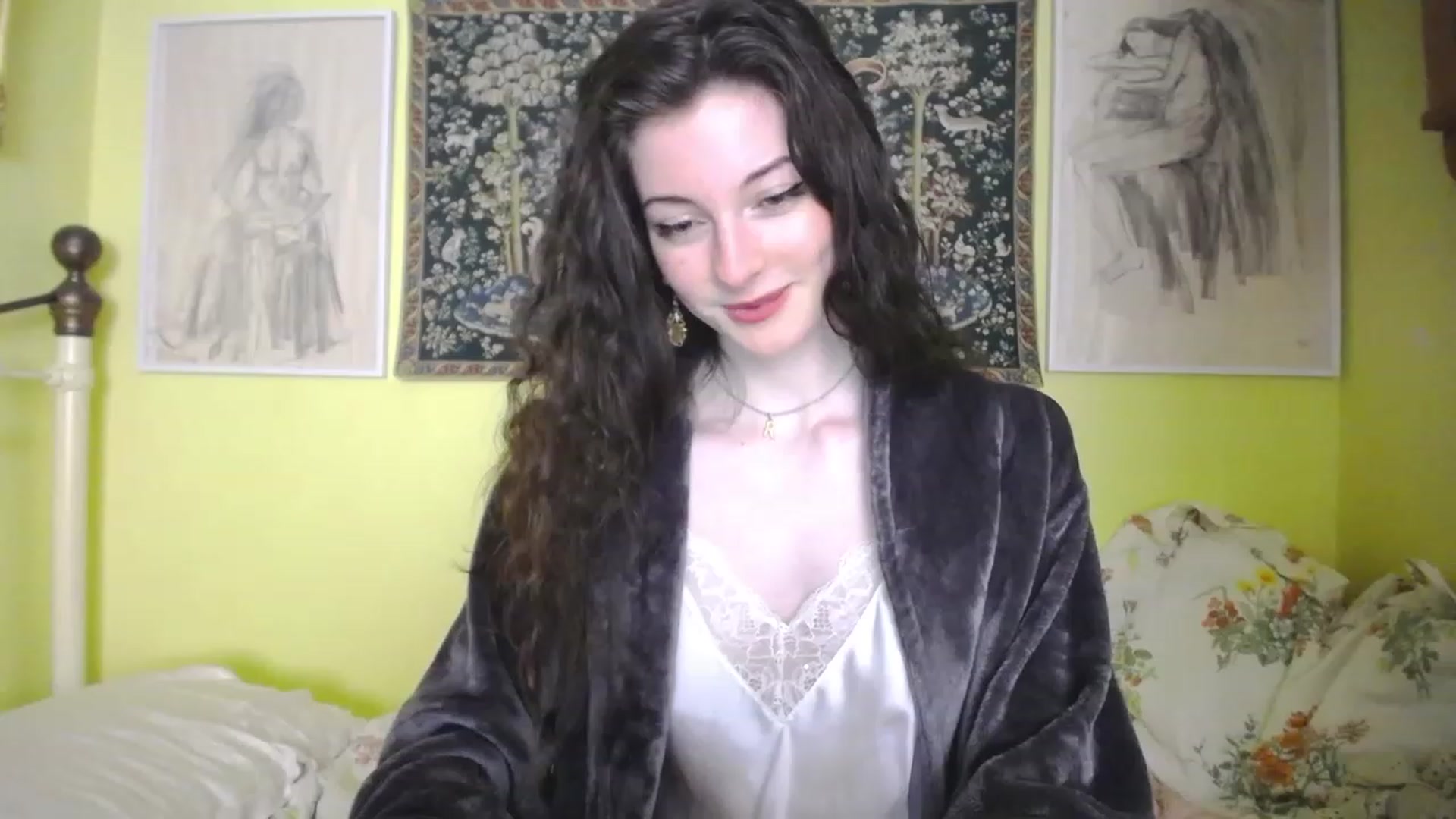 Gallery image thumbnail from viola__'s myfreecams stream on, 05/03/2023, 17:10 image 1 of 20