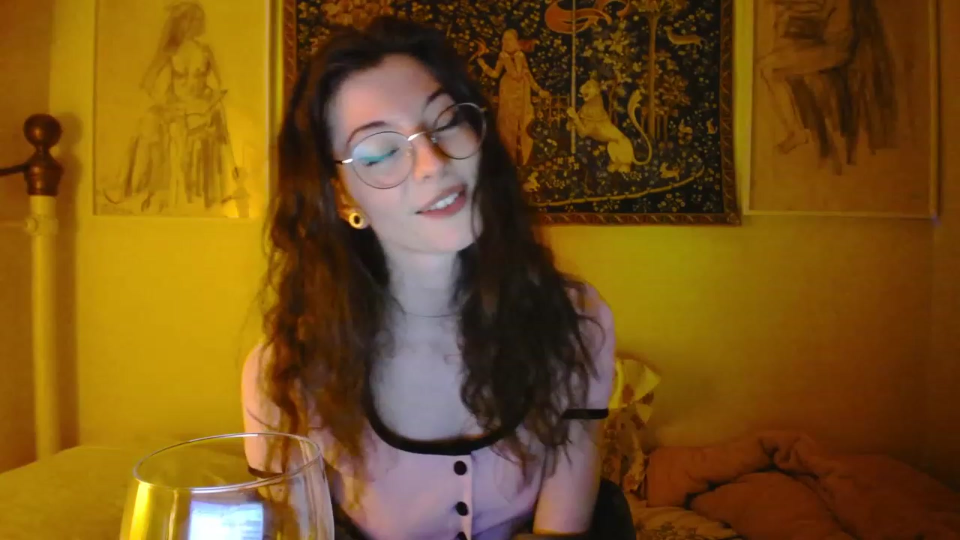 Gallery image thumbnail from viola__'s myfreecams stream on, 05/04/2023, 20:54 image 14 of 20