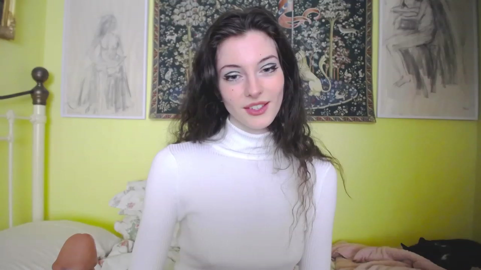 Gallery image thumbnail from viola__'s myfreecams stream on, 05/05/2023, 13:09 image 11 of 20